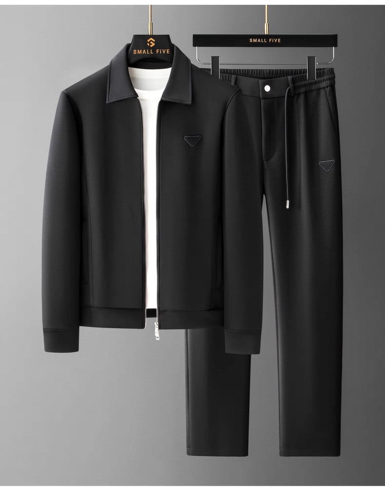 NO:711858,[Prada] Hot model a high-end!  Aristocratic suit [Rose][Rose] The original quality is the exclusive first choice for high-quality suits from major brands. They are all top-notch designs and fabrics in Europe and America. Works by the world's top designers, with elements of international fashion brands, embody elegance, personality, fashion [strong][strong][strong]. Our company does not attract customers with low prices, but starts with quality, taste, connotation and some top design elements. 175 138 pounds, wearing L can wear 200 pounds. Standard size  M-4XL.,,prada,19860909【 普拉达】爆款a 高端 ！贵族套装 [玫瑰][玫瑰]原单品质独家首选高品质各大品牌套装,全是欧美顶级爆款花色及面料手工,世界顶尖设计师作品,具备国际时尚大牌元素,体现高雅、个性、时尚[强][强][强].本公司不是以低价格吸引客户,是以品质、品味、内涵以及一些顶级设计元素为起点.175 138斤 穿L 可以穿200斤.标准尺码 M-4XL.,,prada,,Men's clothing