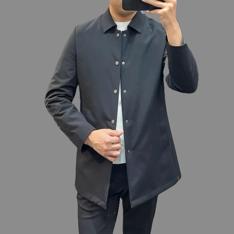 NO:595798,[Emenia Ermenegildo Zegna] Simple in autumn and winter. Blue/black, mid-length, removable down liner, down jacket, 90 white duck down aristocratic high-level order, high standard customization, very stylish upper body, classic and versatile, customer-supplied hardware. Each one has a unique logo. Can be matched with any fashion in winter. Real top order, the version is also very good, slim fit, highly recommended. 175. Wear L for 140 pounds. The maximum wear is about 190 pounds. Built  Please report your height and weight .M-3XL.,,zegna,down jacket,alexander wang19860909【 杰尼亚】秋冬简约.蓝色/黑色 中长款 可卸羽绒内胆 羽绒服 90白鸭绒贵族高级别要求订单 高标准定制　上身非常有型 经典百搭 客供五金 每颗都有独特logo 冬季任何时装都可以搭配　真正的顶级订单 版型上也是非常的好 修身版型 强烈推荐.175 140斤穿L 最大穿190斤左右 .建 议报身高体重配码 .M-3XL.,,zegna,down jacket,alexander wang,Men's clothing