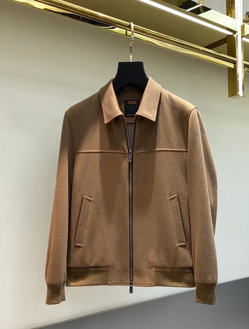 NO:596483,[Zegna] Autumn and winter simple. Jackets. Windbreaker nobles require high-level orders. High-standard customization. The upper body is very stylish. Classic and versatile. Customer-supplied hardware. Each piece has a unique logo. It can be matched with any winter fashion. A real top order. The pattern is also very good. Slim version. Highly recommended. 175. Wear L at 140 pounds. The maximum wear is about 190 pounds. It is recommended to state the height and weight. M-3XL.,,zegna,jackets &  coats,alexander wang19860909【 杰尼亚】秋冬简约.夹克 风衣贵族高级别要求订单 高标准定制　上身非常有型 经典百搭 客供五金 每颗都有独特logo 冬季任何时装都可以搭配　真正的顶级订单 版型上也是非常的好 修身版型 强烈推荐.175 140斤穿L 最大穿190斤左右 .建 议报身高体重配码 .M-3XL.,,zegna,jackets & coats,alexander wang,Men's clothing