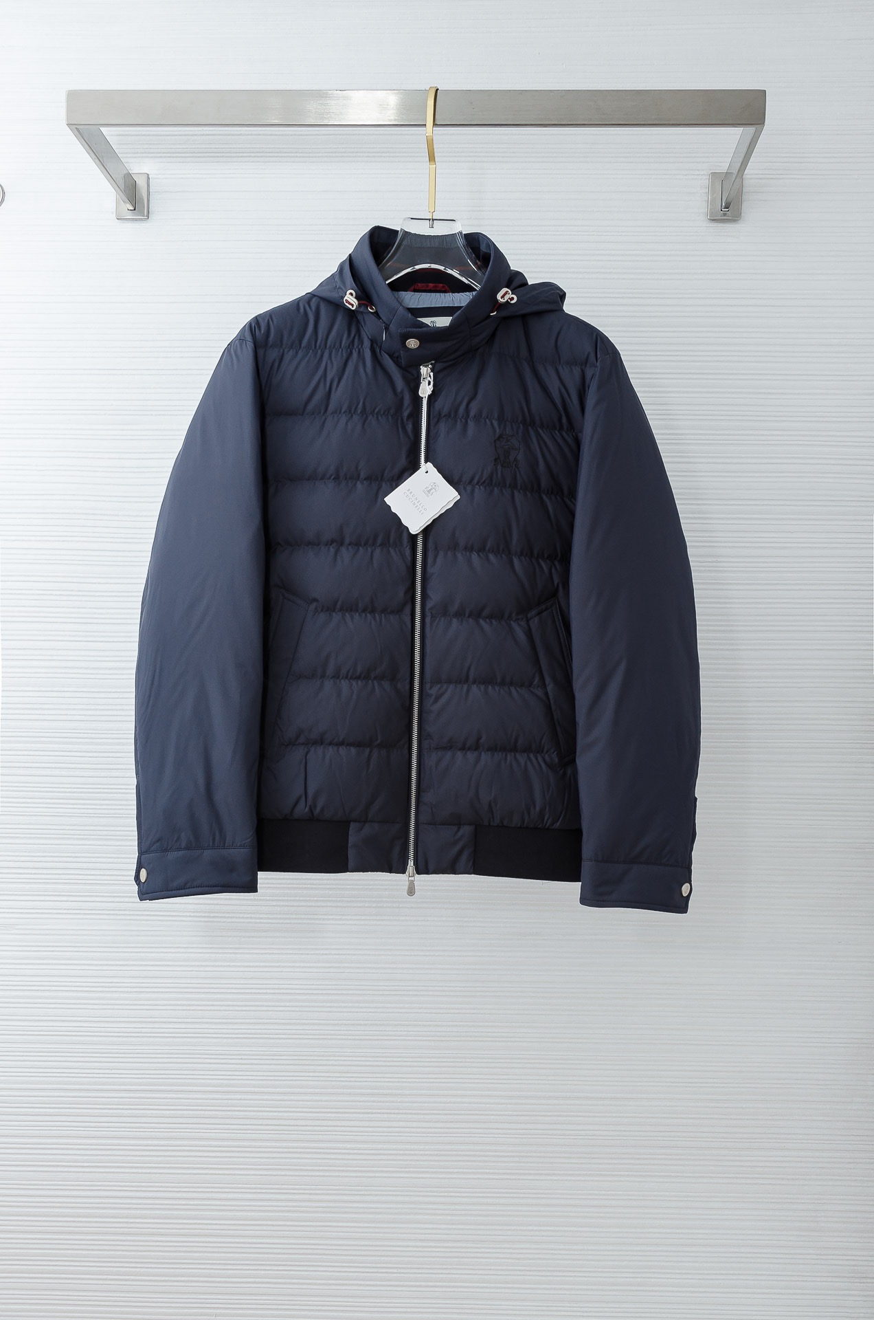 NO:691309,.2025 new autumn and winter BC original 1:1 customized hardware accessories are all imported and original customization. Welcome to compare at the counter. Absolutely high quality. Made of top 95 white duck down. Super soft. Filled with fluffy and full feathers. Super heavy fabrics with perfect workmanship. Pay attention to the fabrics are super comfortable. Exclusive model. Non-market goods. Same size for men and women, M ~ XXXL (48-56),,19860909.2025秋冬新款BC原版1:1订制五金配件全进口原版定制 欢迎专柜对比 绝对的高品质 采用顶级95白鸭绒 超柔软 充羽量蓬松饱满 超级重面料做工杠杠的版型完美 注意面料超舒服 独家款 非市场货 男女同款尺码M ～XXXL（48-56）,,,Men's clothing