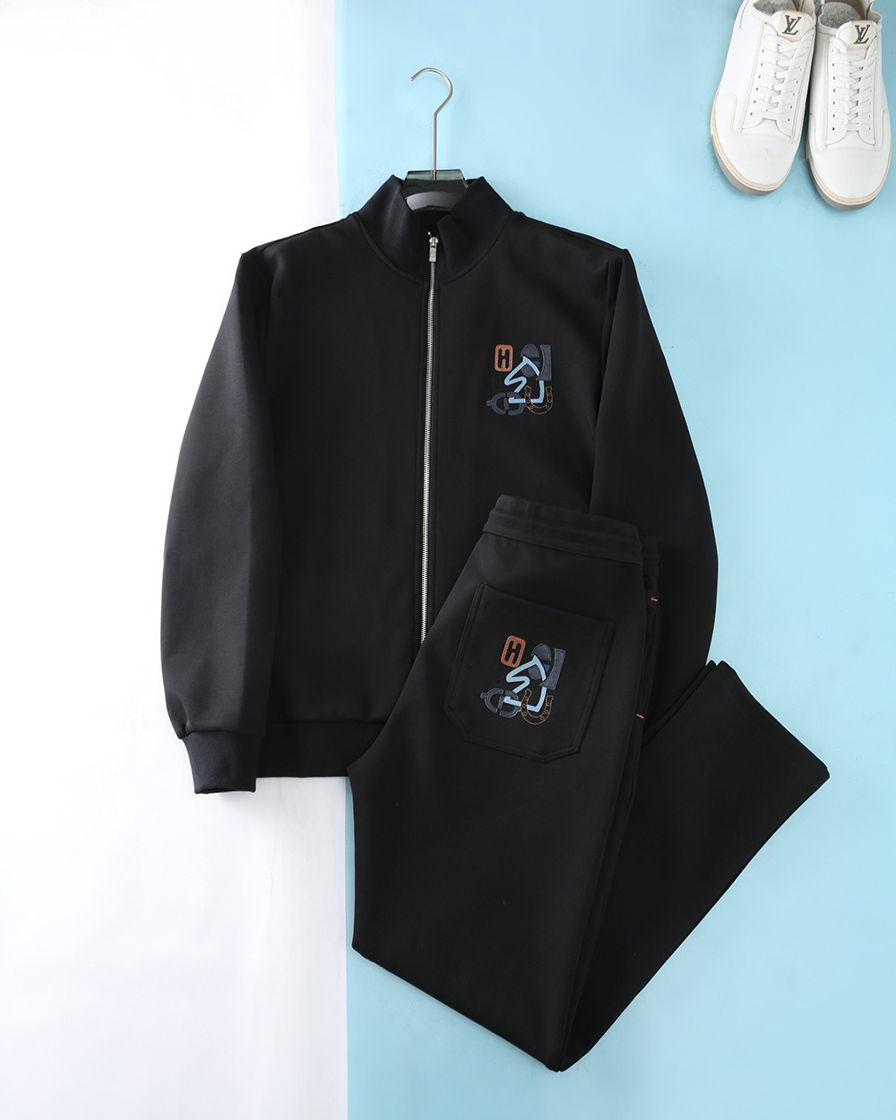 NO:729788,【Hermès】--Supports exchange after the year, worn, washed, smelly, no tag, no after-sales service--a hot model, high-end!  Aristocratic Suit [Rose][Rose] Original quality exclusive high-quality suit from major brands, all of which are top-notch European and American designs and fabrics, works by the world's top designers, with elements of international fashion brands, embodying elegance, individuality, fashion [strong][strong][strong]. Our company does not attract customers with low prices, but starts with quality, taste, connotation and some top design elements. 175 140 catties, wearing L can wear 200 catties. Standard size  M-4XL.,,hermes,19860909【 爱马仕】--支持年后退换 穿过 洗过 有异味 没吊牌一律不售后--爆款a 高端 ！贵族套装 [玫瑰][玫瑰]原单品质独家首选高品质各大品牌套装,全是欧美顶级爆款花色及面料手工,世界顶尖设计师作品,具备国际时尚大牌元素,体现高雅、个性、时尚[强][强][强].本公司不是以低价格吸引客户,是以品质、品味、内涵以及一些顶级设计元素为起点.175 140斤 穿L 可以穿200斤.标准尺码 M-4XL.,,hermes,,Men's clothing