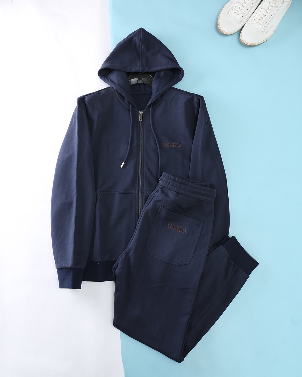 NO:729814,【Emenia Zegna】--Supports replacement after the year, worn, washed, smelly, no tags, no after-sales service--hot style a high-end!  Aristocratic Suit [Rose][Rose] Original quality exclusive high-quality suit from major brands, all of which are top-notch European and American designs and fabrics, works by the world's top designers, with elements of international fashion brands, embodying elegance, individuality, fashion [strong][strong][strong]. Our company does not attract customers with low prices, but starts with quality, taste, connotation and some top design elements. 175 140 catties, wearing L can wear 200 catties. Standard size  M-4XL.,,zegna,19860909【 杰尼亚】--支持年后退换 穿过 洗过 有异味 没吊牌一律不售后--爆款a 高端 ！贵族套装 [玫瑰][玫瑰]原单品质独家首选高品质各大品牌套装,全是欧美顶级爆款花色及面料手工,世界顶尖设计师作品,具备国际时尚大牌元素,体现高雅、个性、时尚[强][强][强].本公司不是以低价格吸引客户,是以品质、品味、内涵以及一些顶级设计元素为起点.175 140斤 穿L 可以穿200斤.标准尺码 M-4XL.,,zegna,,Men's clothing