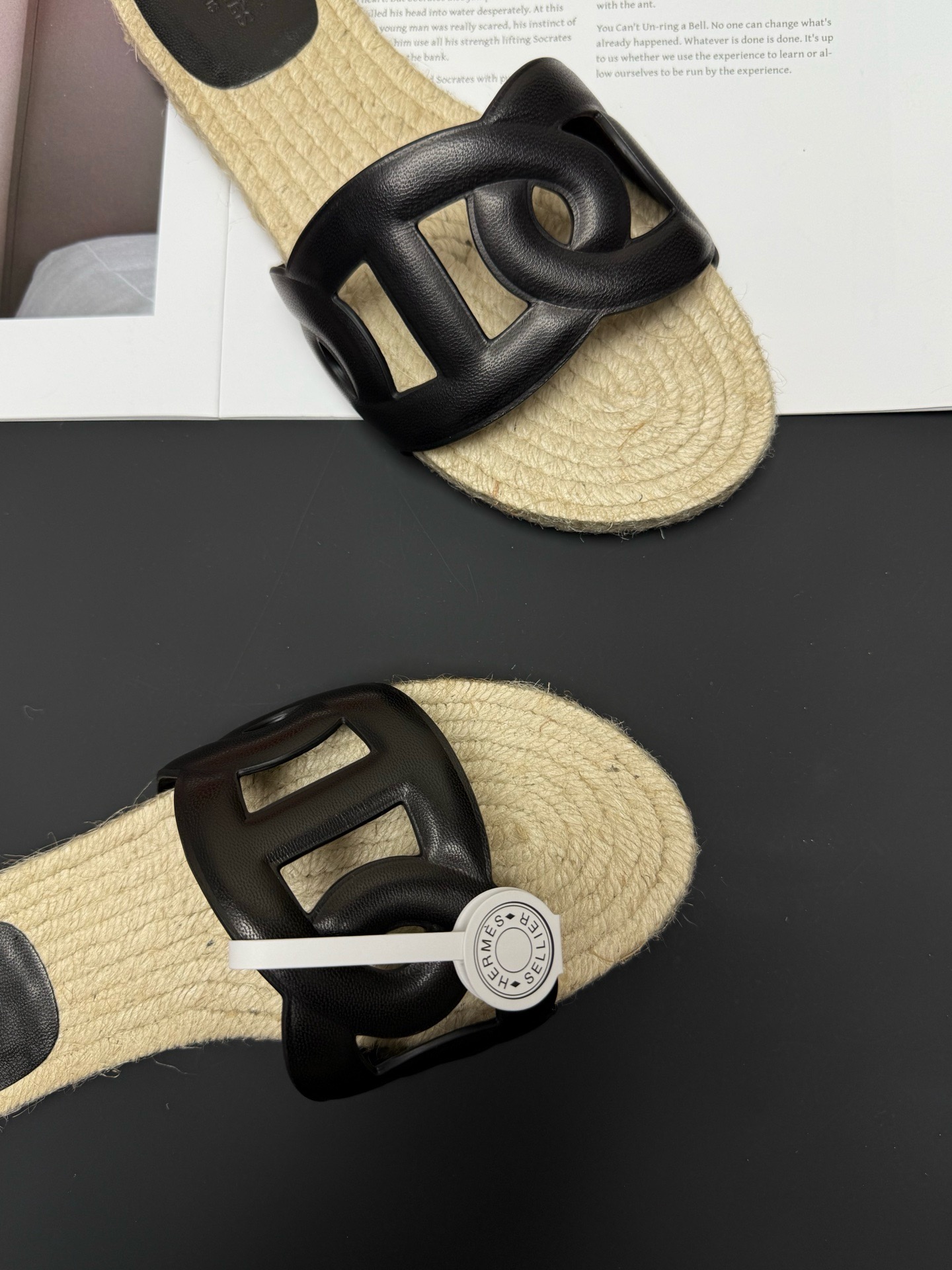 Hermès 最新H拖爱马仕猪鼻子草编平底拖鞋