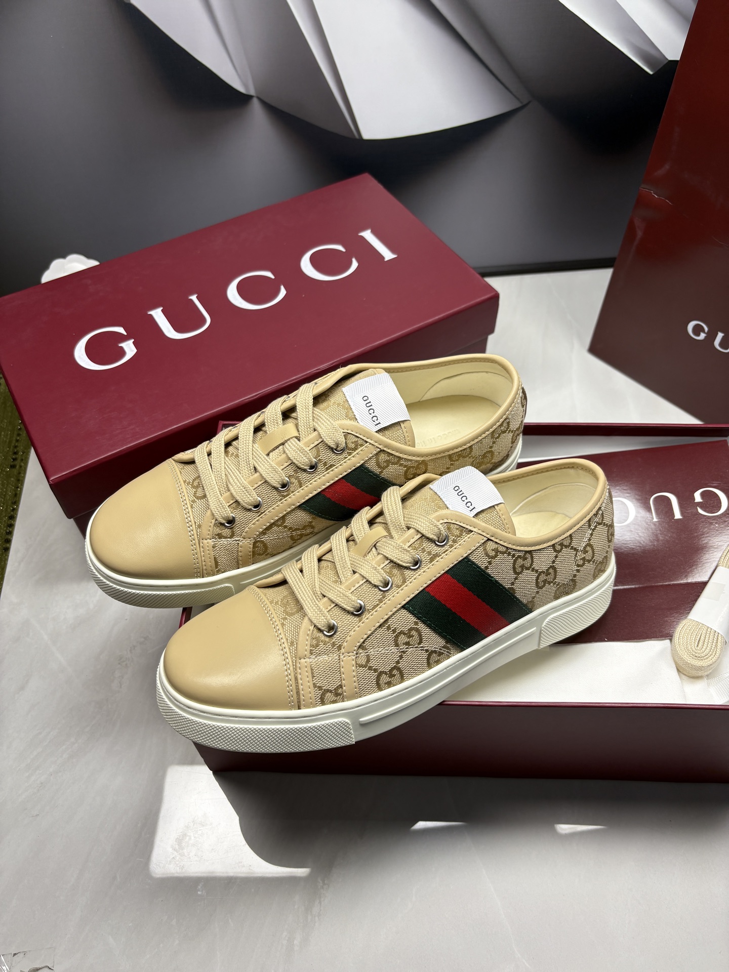 Gucci Gucci古驰
