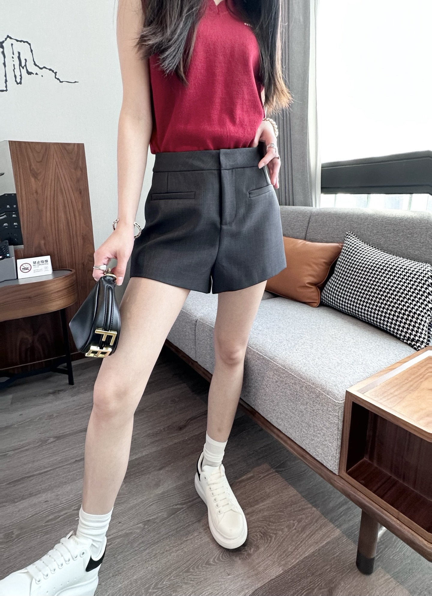 NO:319056,Gray model upper body picture, alexander wang19860909灰色模特上身图,,alexander wang,Women's clothing