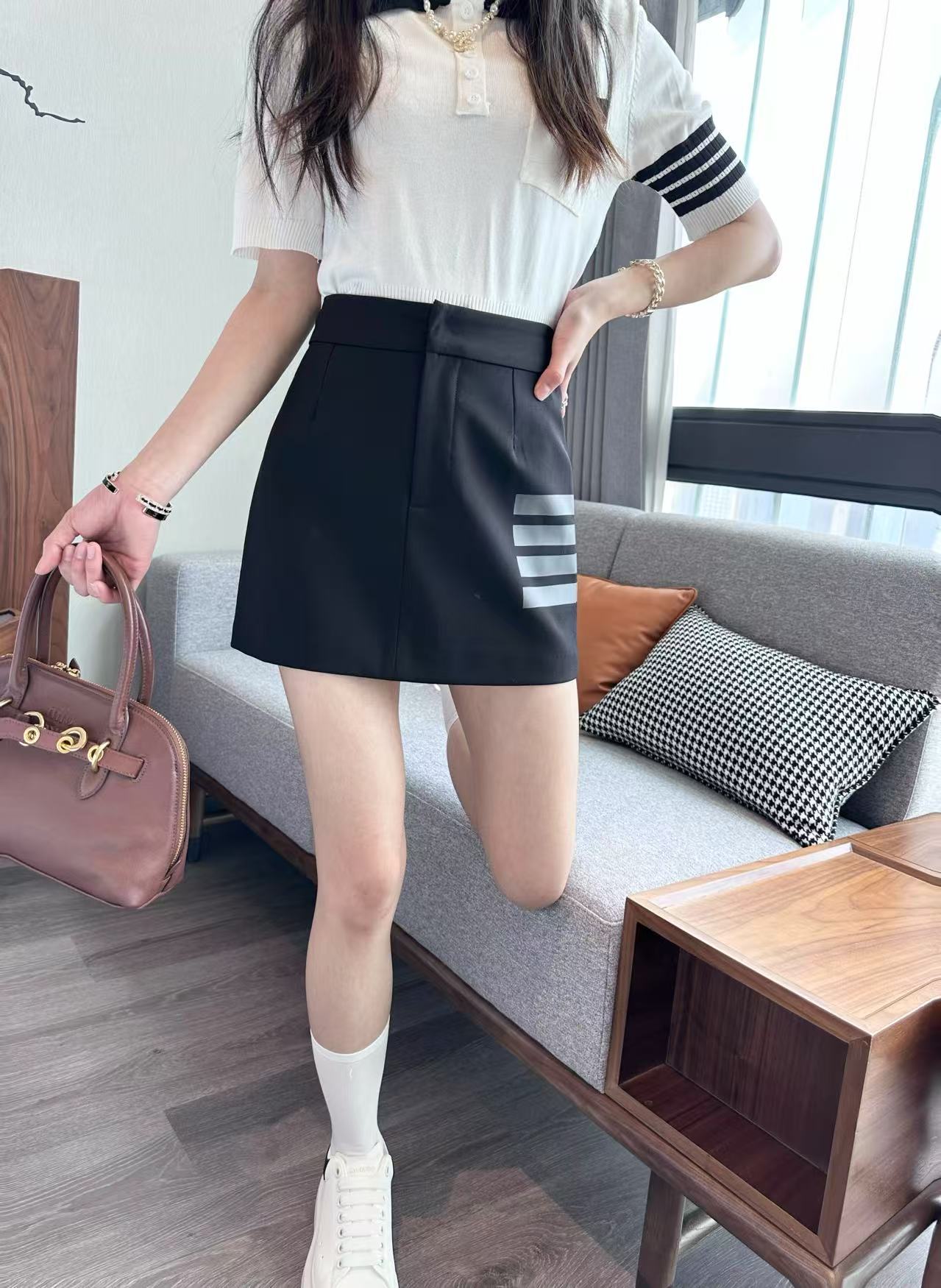 NO:319922,Black model upper body picture, alexander wang19860909黑色模特上身图,,alexander wang,Women's clothing