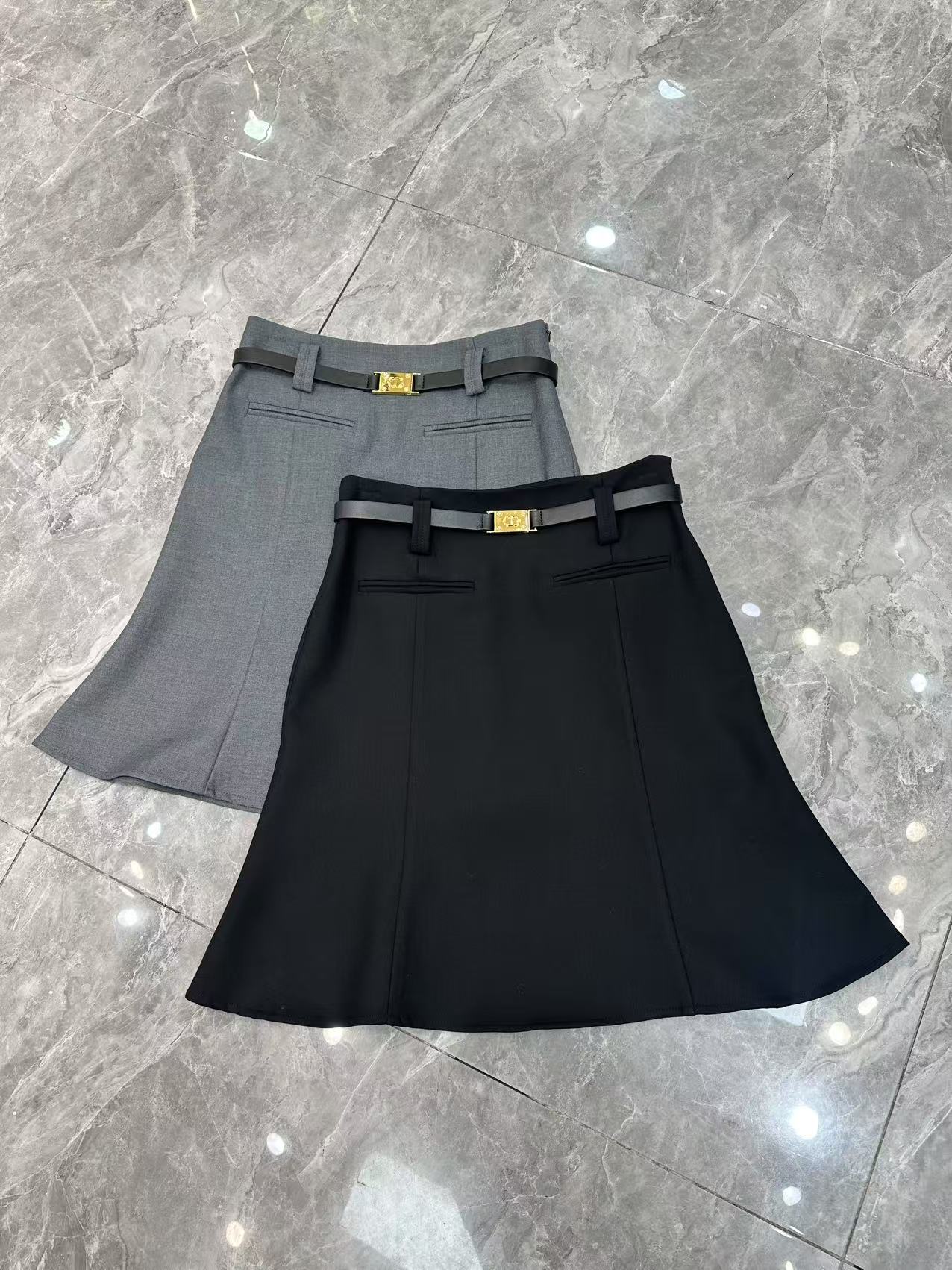 NO:318995,New spring and summer fishtail midskirts are available for new. Wow... The super exquisite fishtail midskirts are on sale in stock. They are so unique and beautiful. Dream love skirts are just it. They are easy to match, and the upper body is fashionable [strong] [strong] hot-selling style [seduction] [seduction] Black gray SMLXL,, skirts, alexander wang19860909春夏新款鱼尾中裙上新 哇塞……超级精致的鱼尾中裙现货发售 太独特好看了 梦中情裙就是它了,好搭配,上身洋气[强][强]补单爆款[勾引][勾引] 黑色灰色 SMLXL,,skirts,alexander wang,Women's clothing