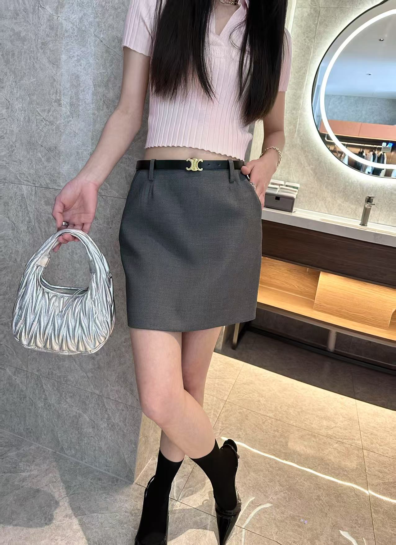 NO:318981,Gray model upper body picture, alexander wang19860909灰色模特上身图,,alexander wang,Women's clothing