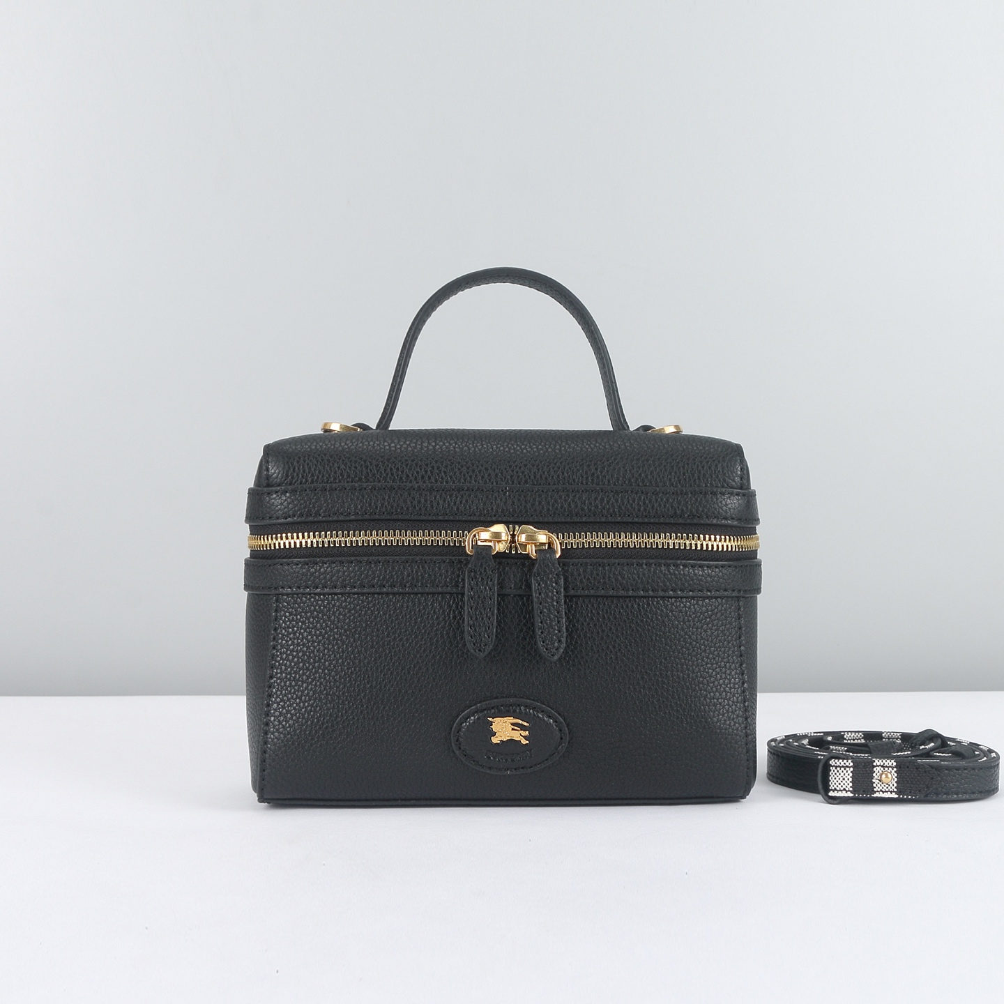 B's Vanity bag is made of cotton blended fabric and crafted in an Italian workshop