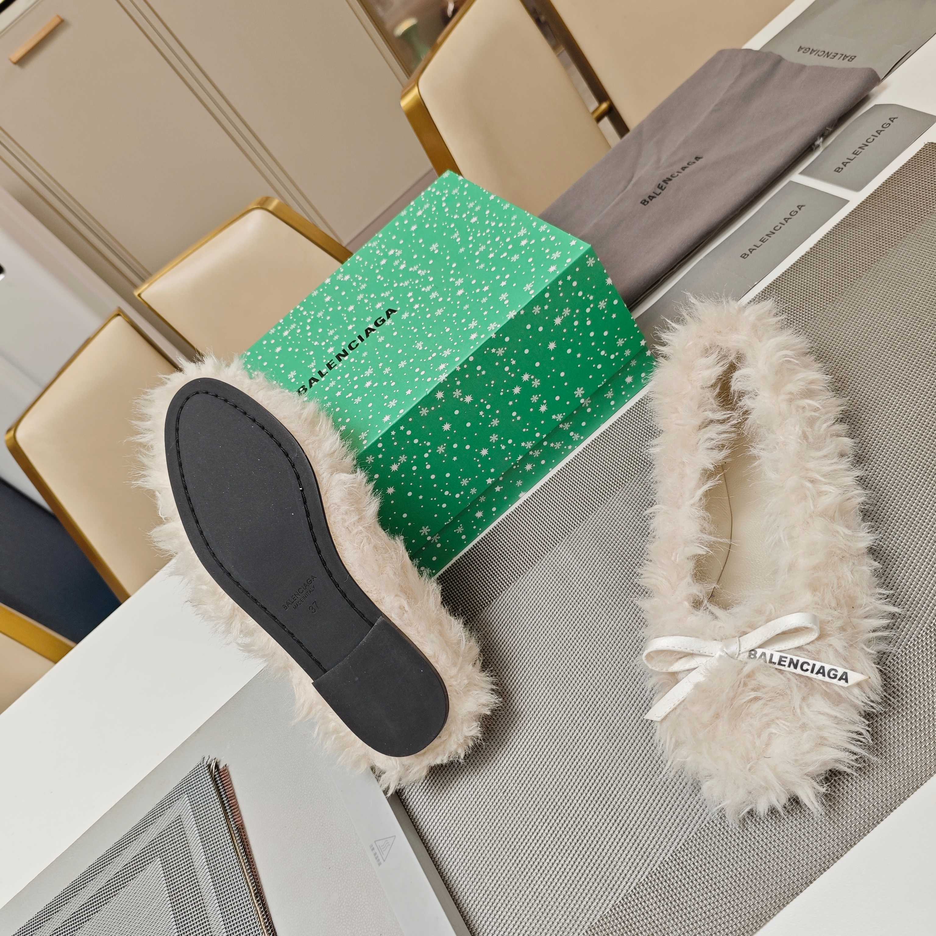 Balenciaga Women's Wool Slippers with Bow Detail - Comfortable & Stylish 9 a1751161603556 5702