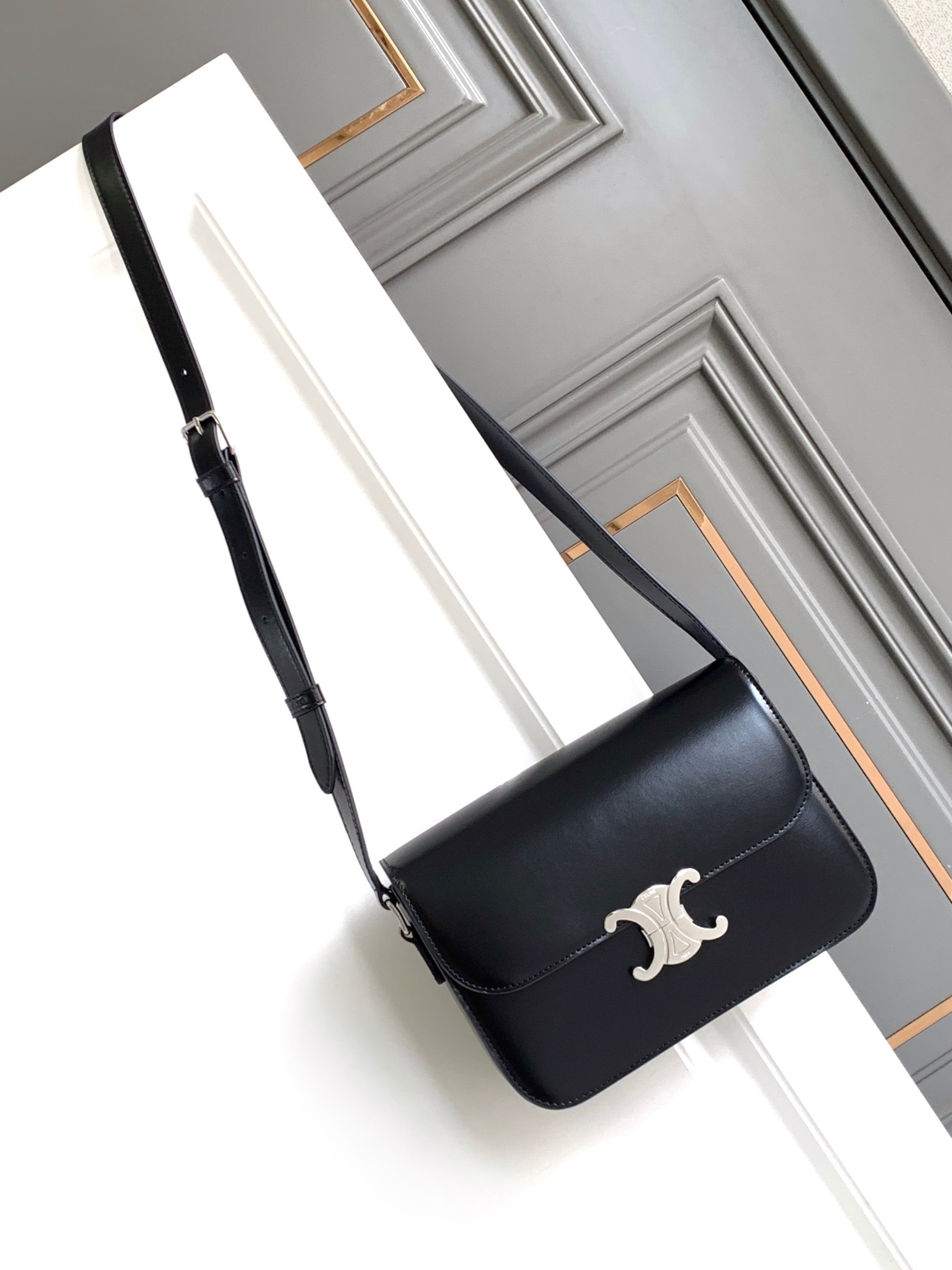 Celine 188423 large black/white steel~