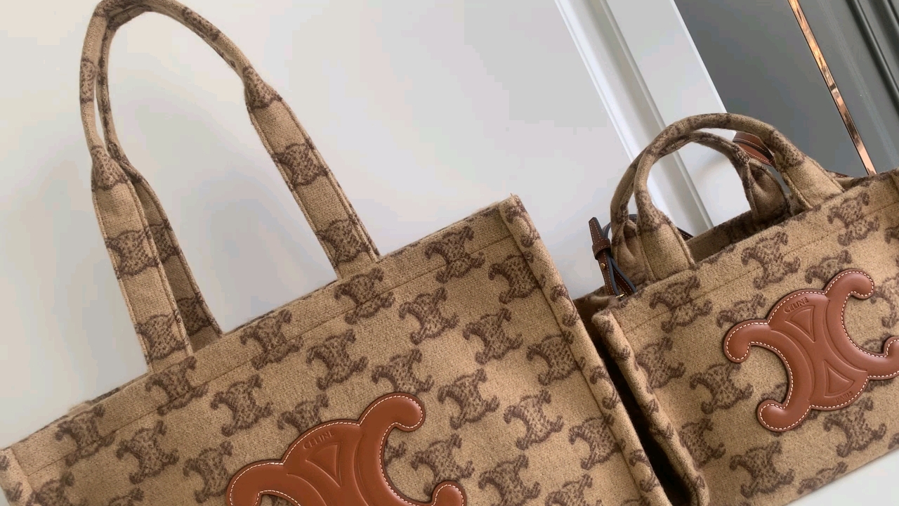 CelineNew wool fabric tote for autumn and winter~