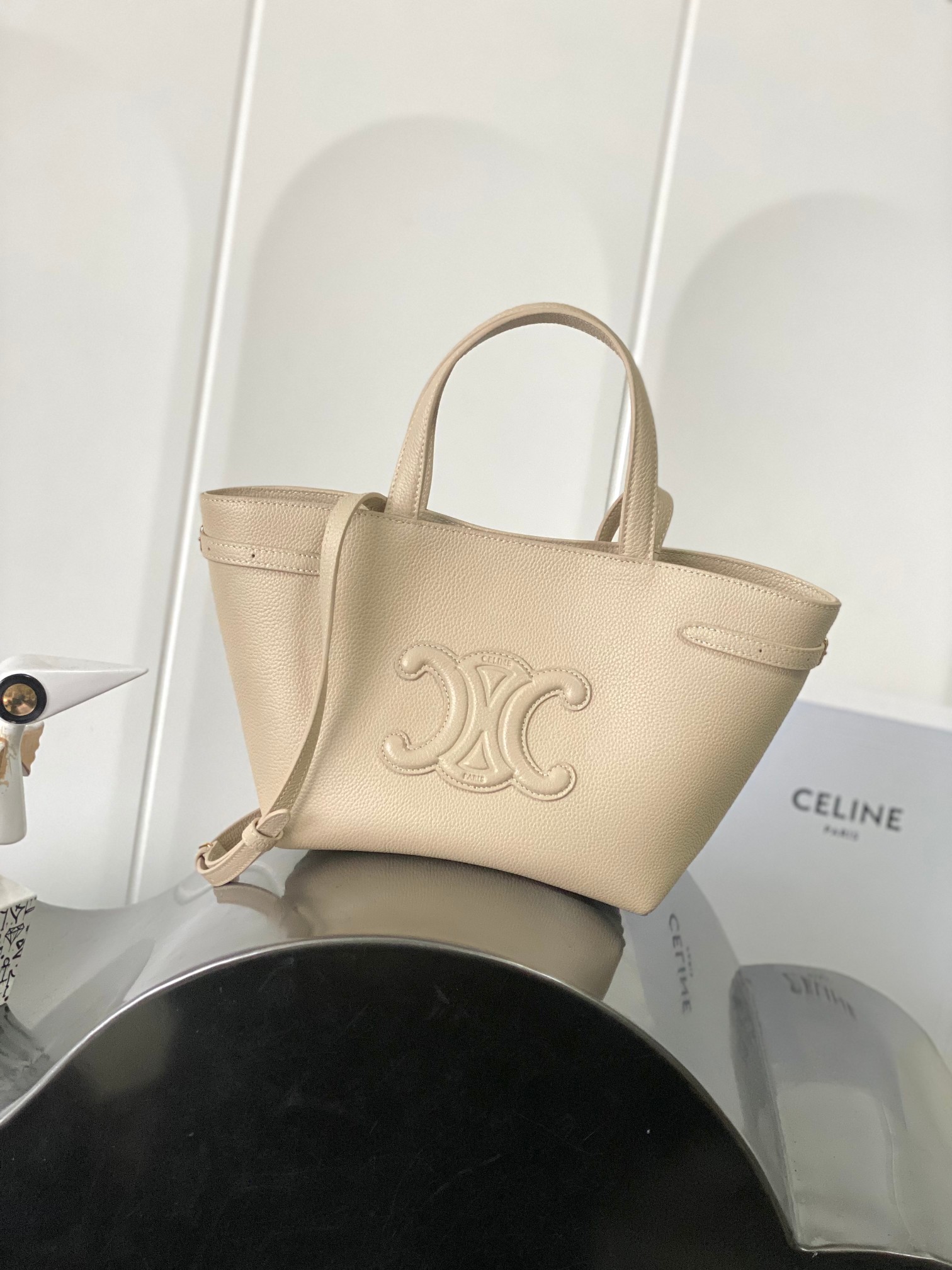 Celine 25ss mini anins grainy nude powder