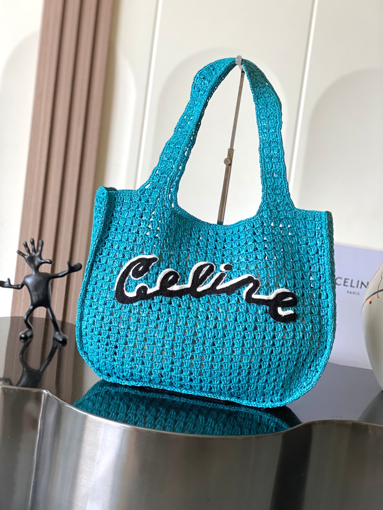 NO:340267,Genuine grade original leather with a piece of sea CELINE large HOBO basket bag 53X34X11 cm Plant material (natural grass)/cow leather Silver finish Can shoulder and carry 2 plant material handles, length 25 cm CELINE patch, celine, celine, cowhide19860909正品级 原厂皮 随身带片海CELINE大号HOBO提篮包 53X34X11厘米 植物材料（天然草）/牛皮革 银色饰面 可肩背和手提 2个植物材料提手,长度25厘米 CELINE贴饰,赛琳,celine,celine,cowhide,Bag