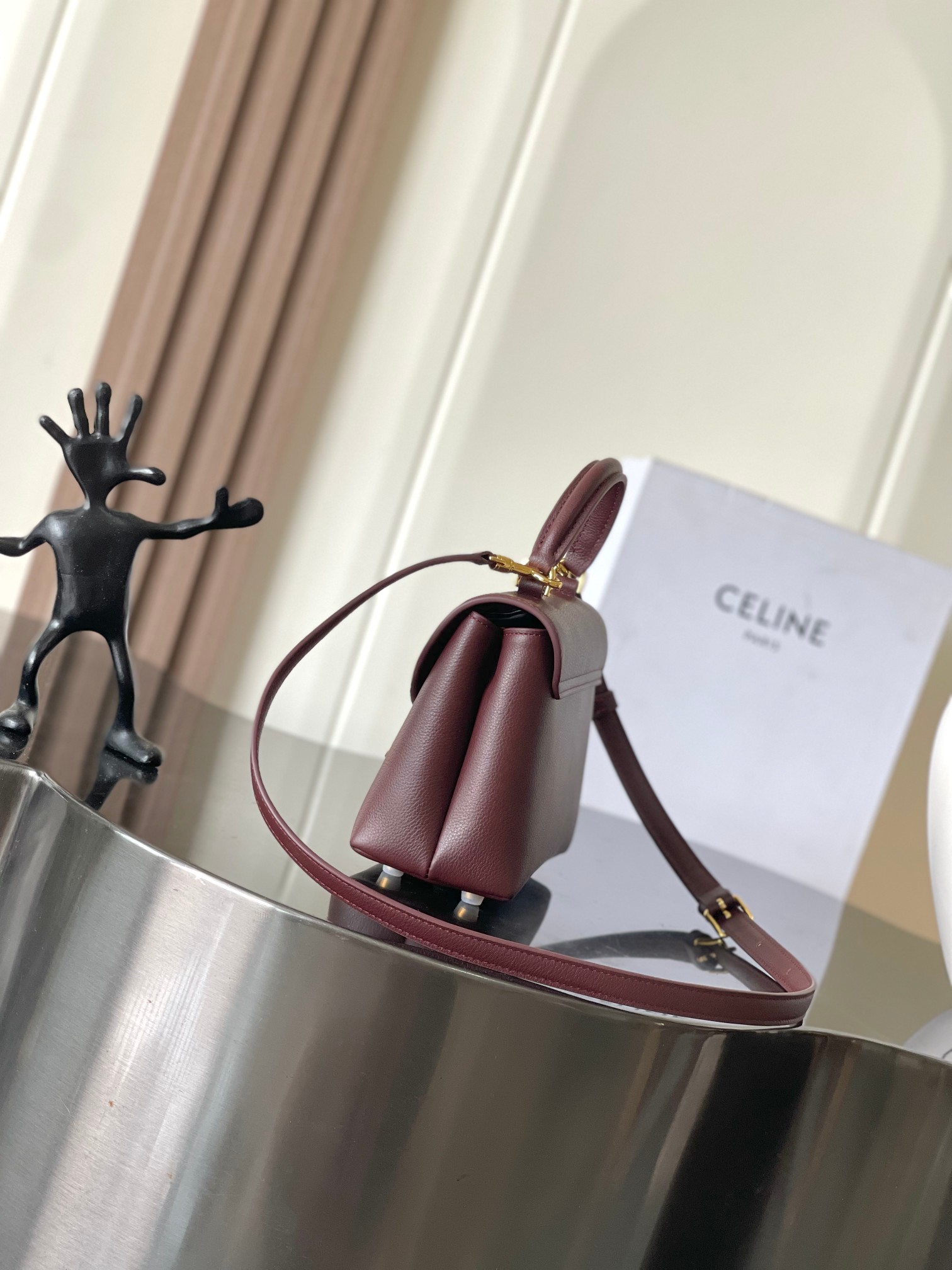 Celine Teen Nino Handbag: Elegant Burgundy Leather with Triomphe Clasp 2 a1758111130087 6713