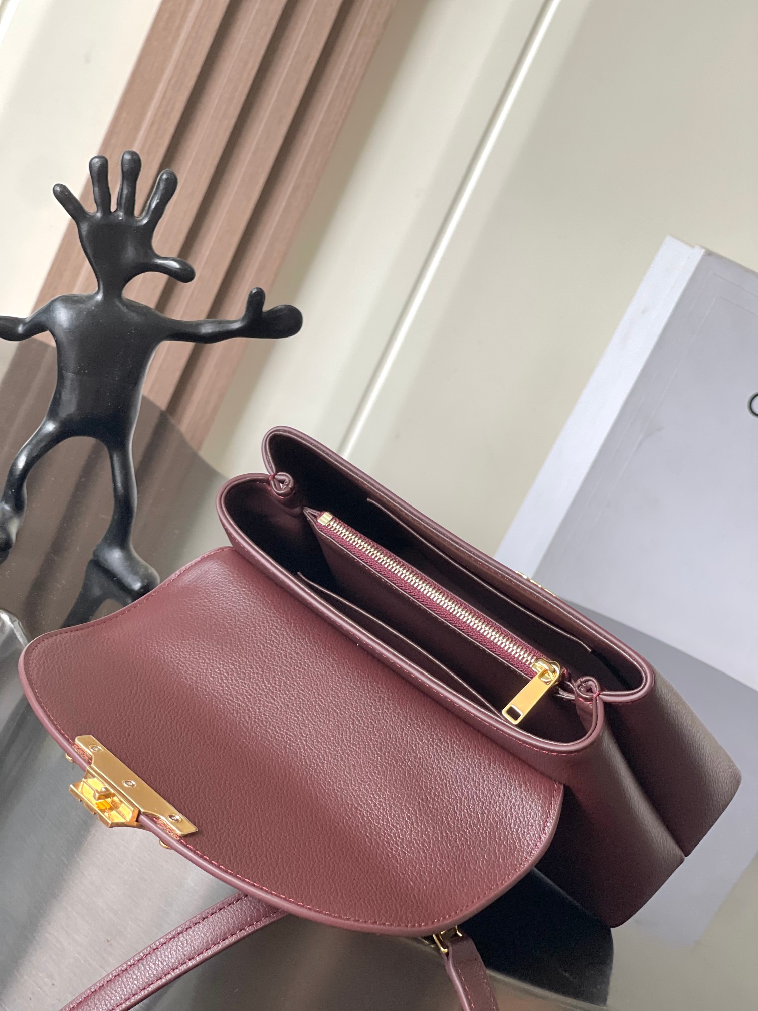 Celine Teen Nino Handbag: Elegant Burgundy Leather with Triomphe Clasp 8 a1758111131804 6840