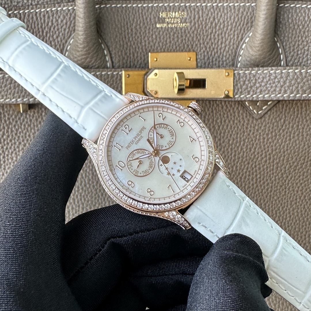 NO:143702,The hottest version of Xiaohongshu, the most beautiful female calendar watch, the existence of the ceiling, a creation that took three years, restored the proportional size and movement function of 