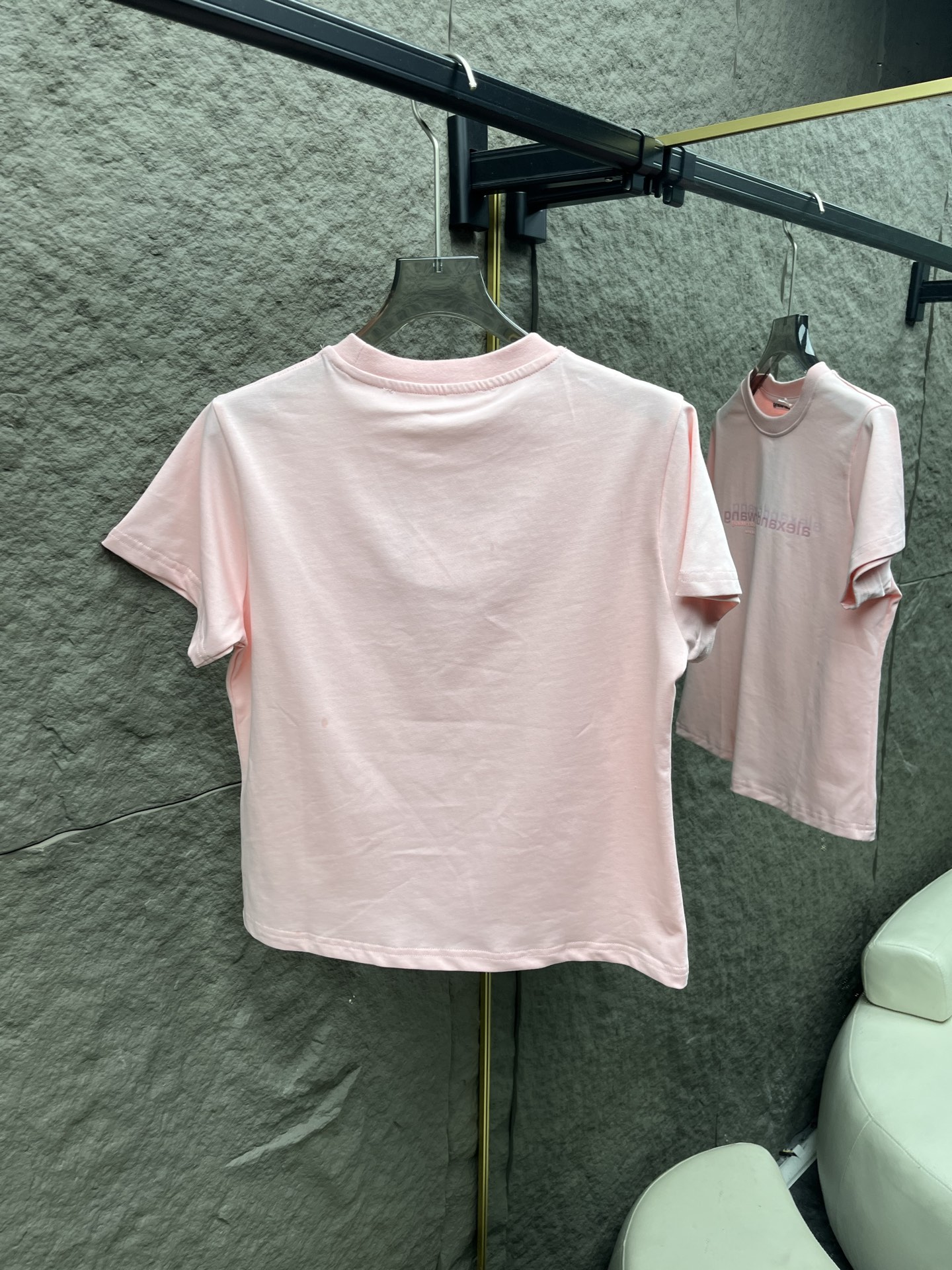 Alexander Wang 2025 Spring Cotton Short Sleeve Tee - Pink, Round Neck 2 i1747137835747 4287 0 1