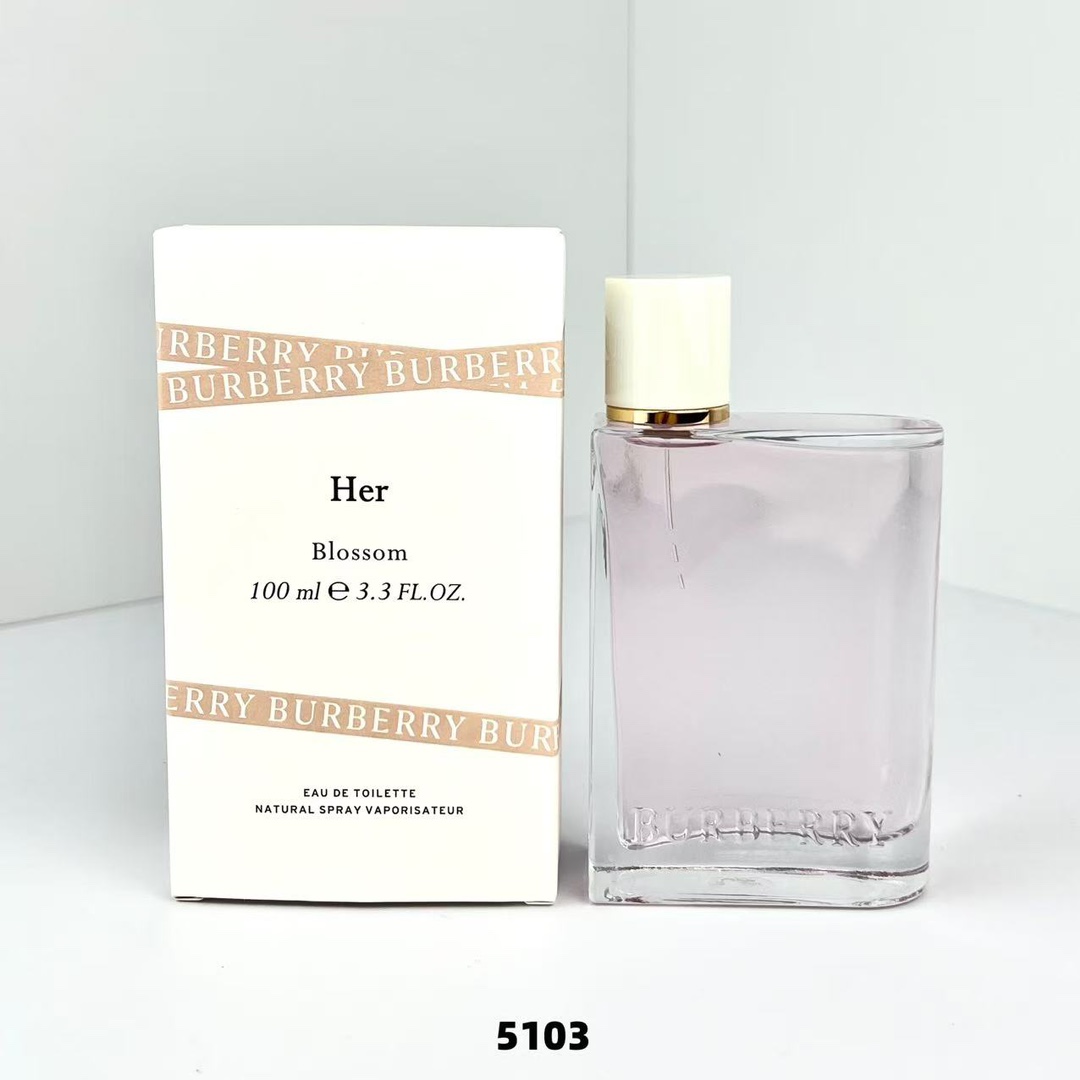 ¡50! Burberry Her Eau de Toilette para mujer 100ml 🔜5103 código. El empaque limpio de estilo británico combinado con u…