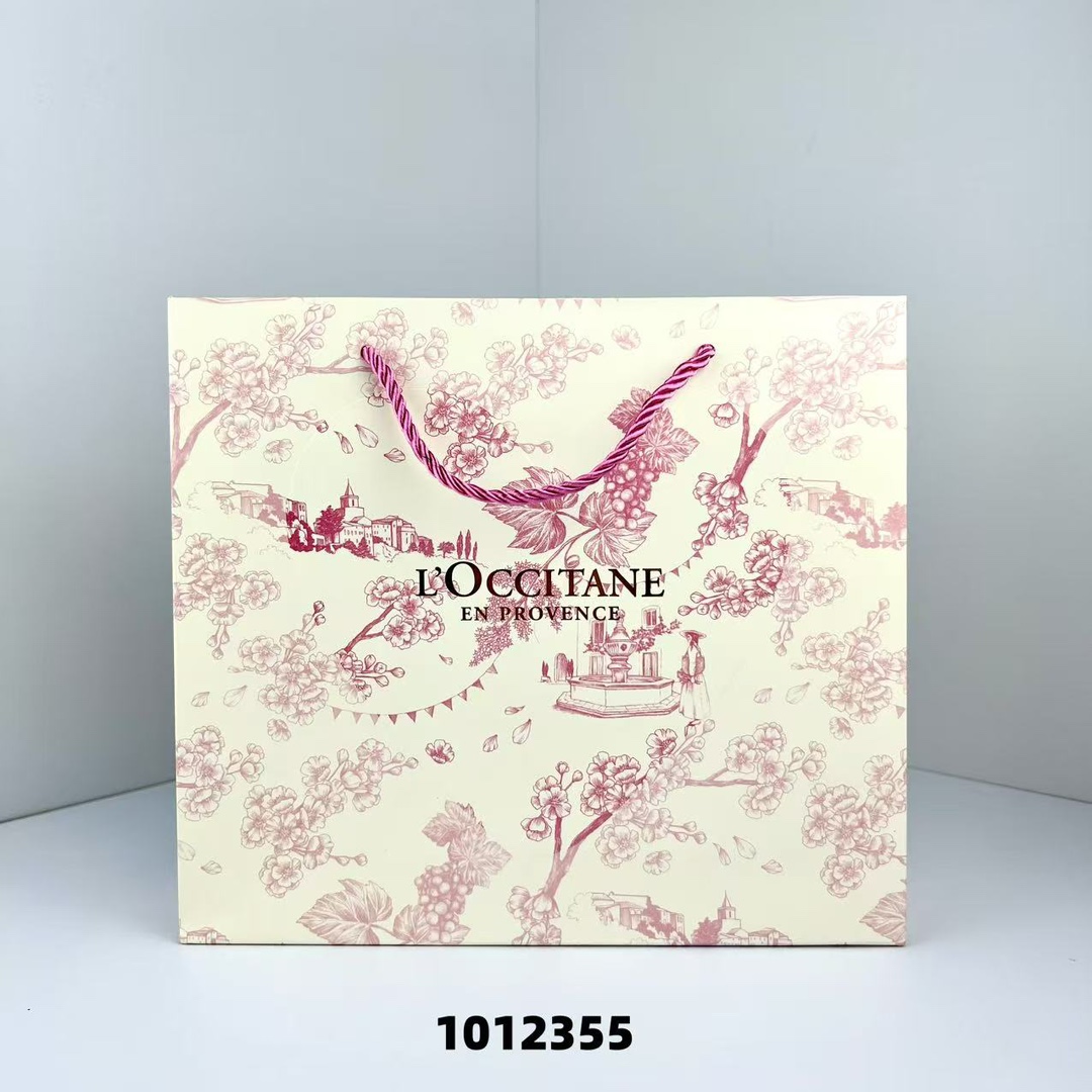 70！（nota del pedido: set de tres piezas de L'Occitane Cherry Blossom versión 25） Nuevo set de tres piezas de L'Occitane…
