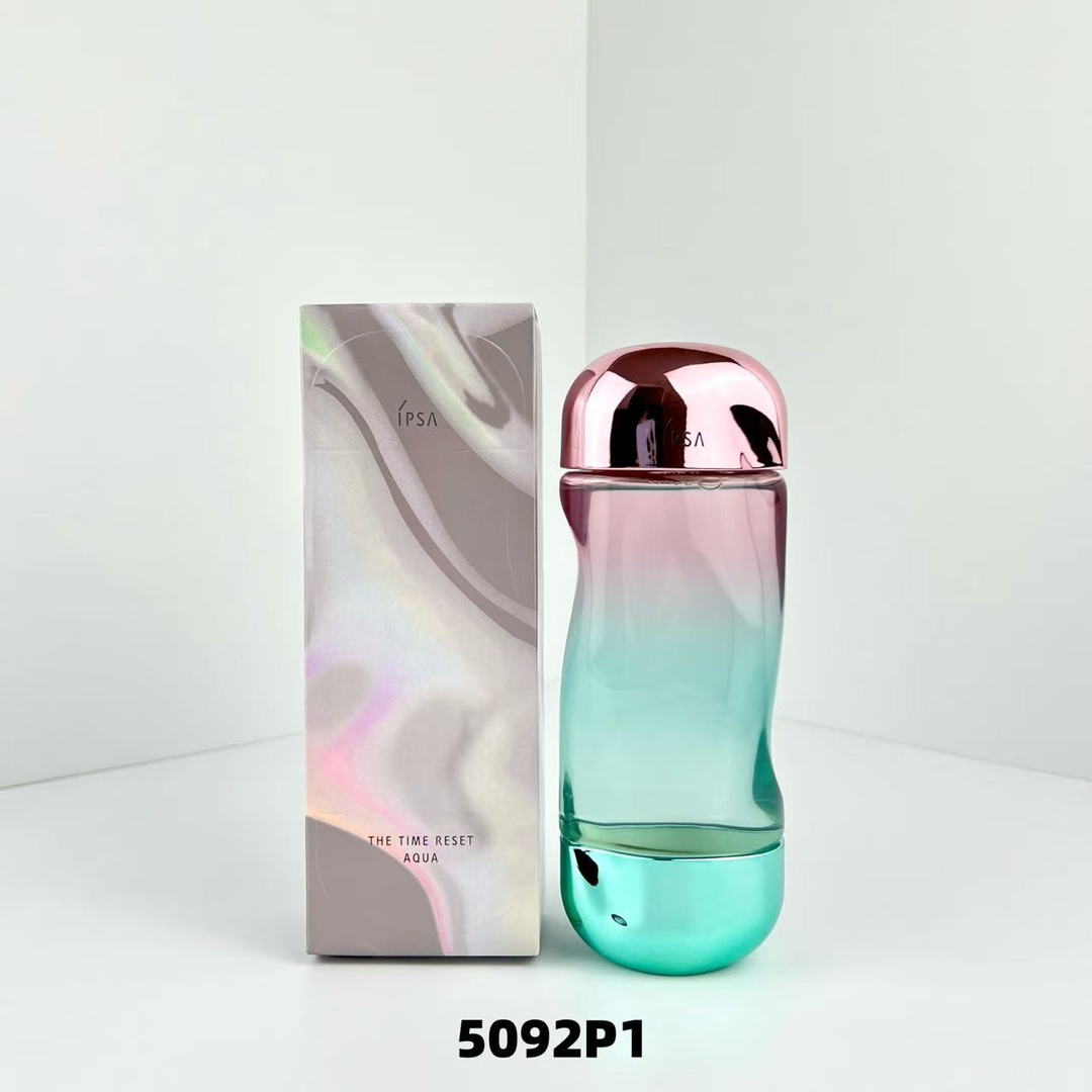 ipsa流金水25版彩盒200ml！号称最适合亚洲女性的水，资生堂旗下的贵妇品牌，功效是大量补水、去闭口、去粉刺、还能均匀肤色！美白的效果！这个水补水保湿效果属于“清润型”，好吸收，涂再多都不会粘腻，补水后的皮肤有种充盈的满足感！使用2周…