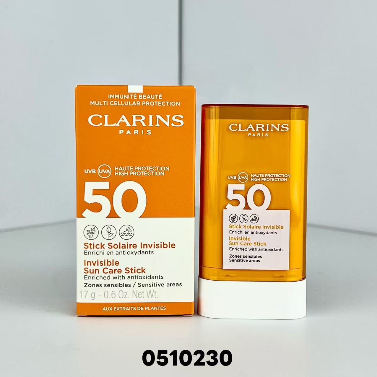 22! (Nota del pedido: barra de protector solar Clarins) ✍️Barra de protector solar sólido Clarins 17g🔜Código 0510230✔️…