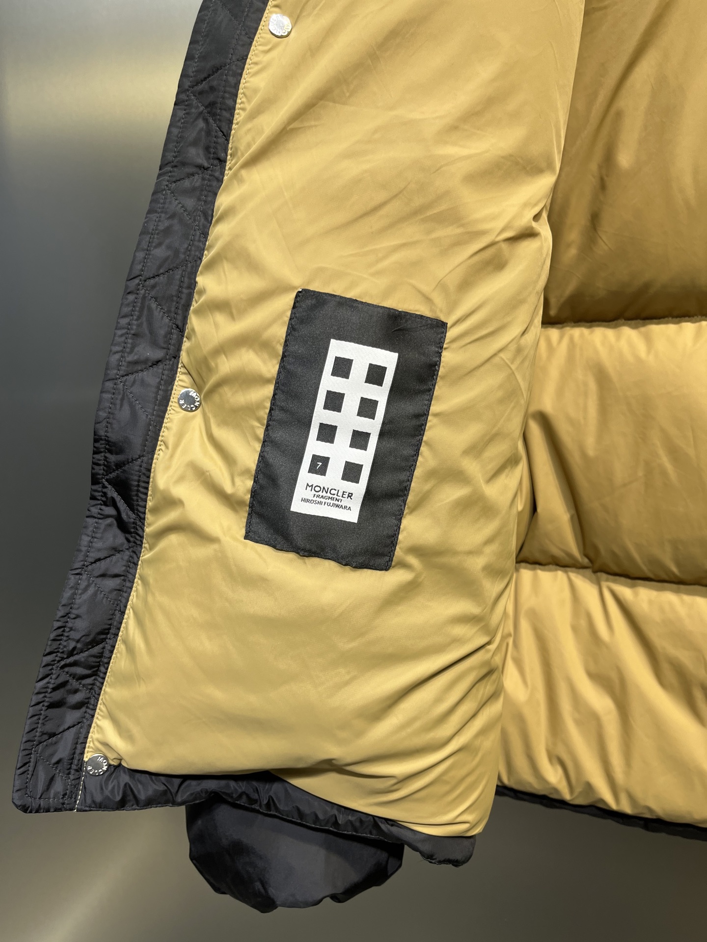 Moncler x Palm Angels コラボ 短款羽绒服