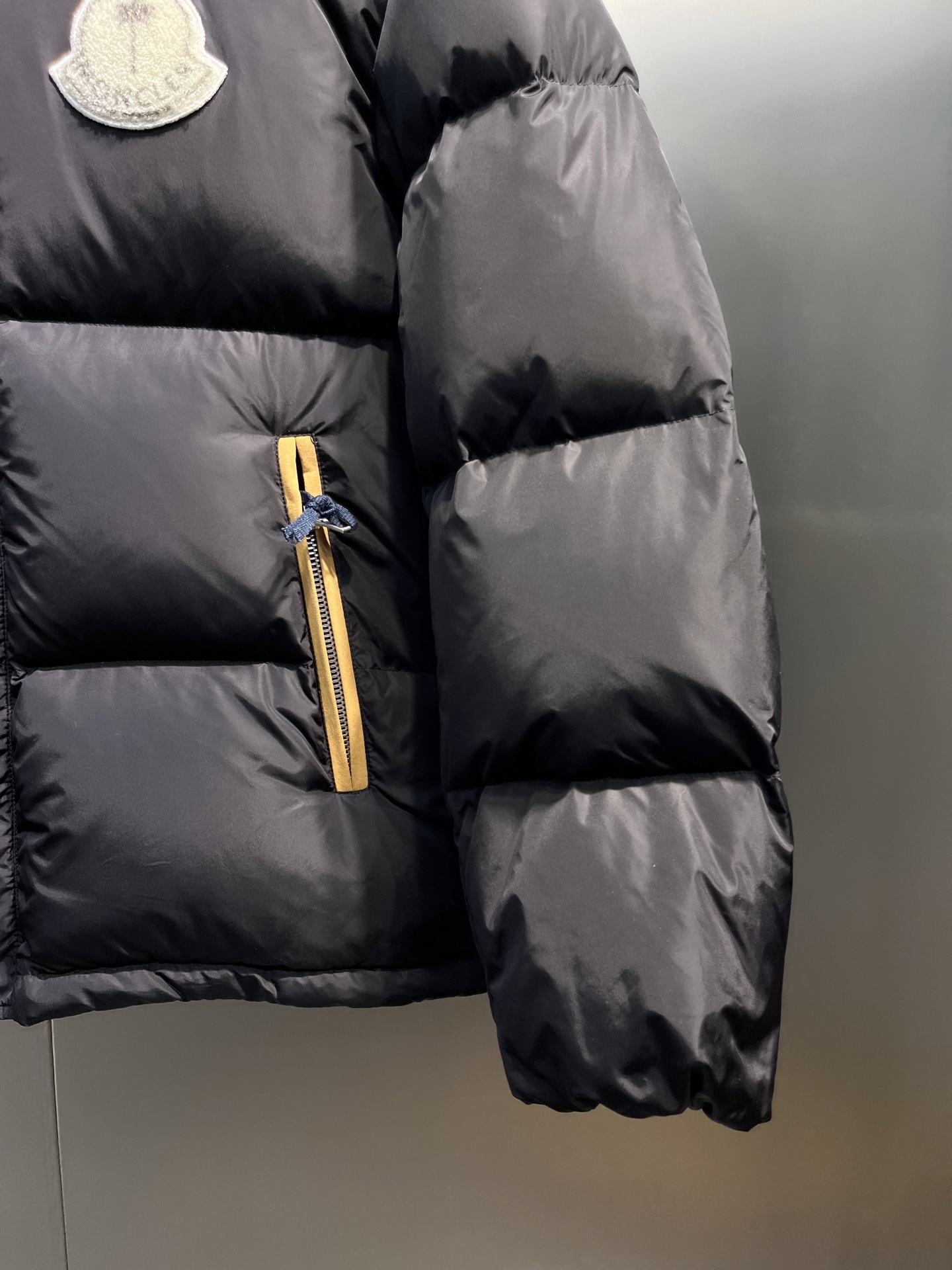 Moncler x Palm Angels コラボ 短款羽绒服