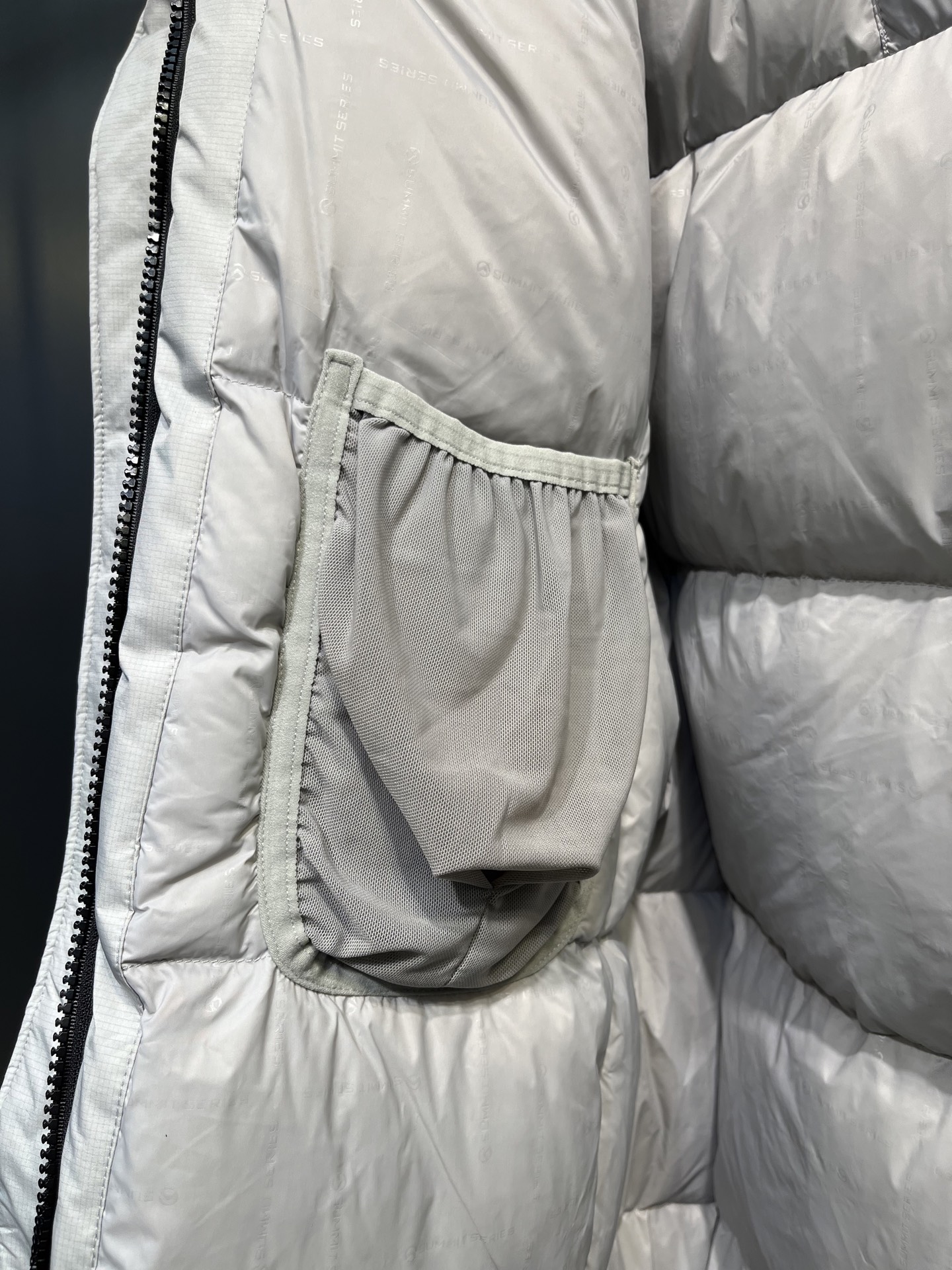 The North Face レトロヒマラヤ ロングダウン 防水14Dナイロン 極暖フード付き