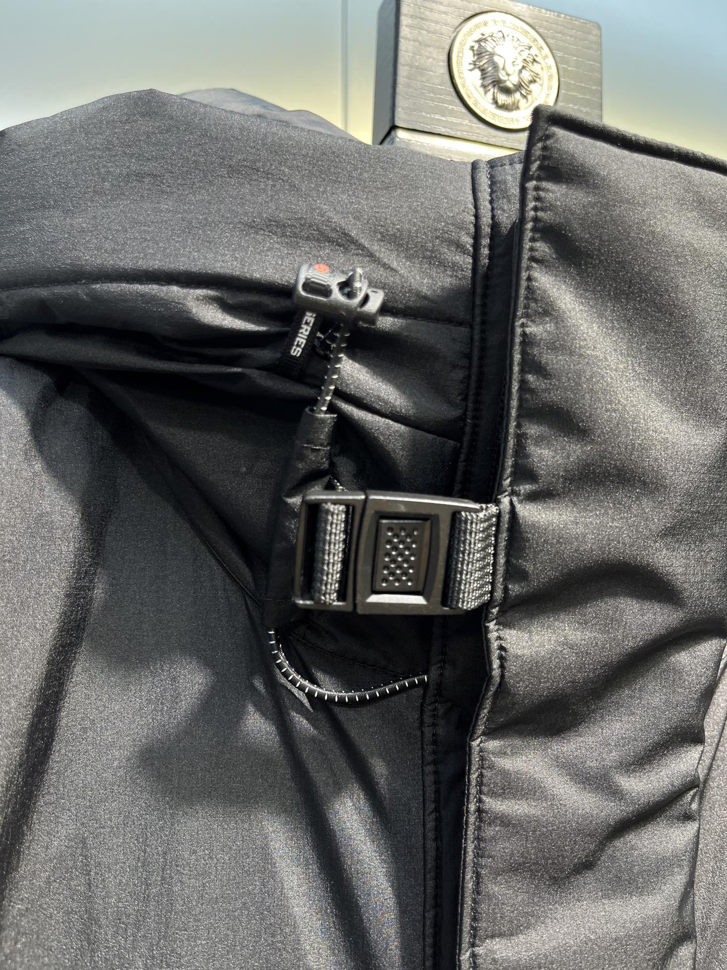 The North Face レトロヒマラヤ ロングダウン 防水14Dナイロン 極暖