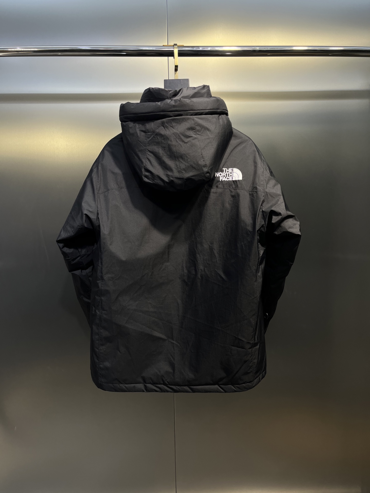 The North Face RETROHIMALAYAN 日版 防水14D尼龙 连帽羽绒服 登山系