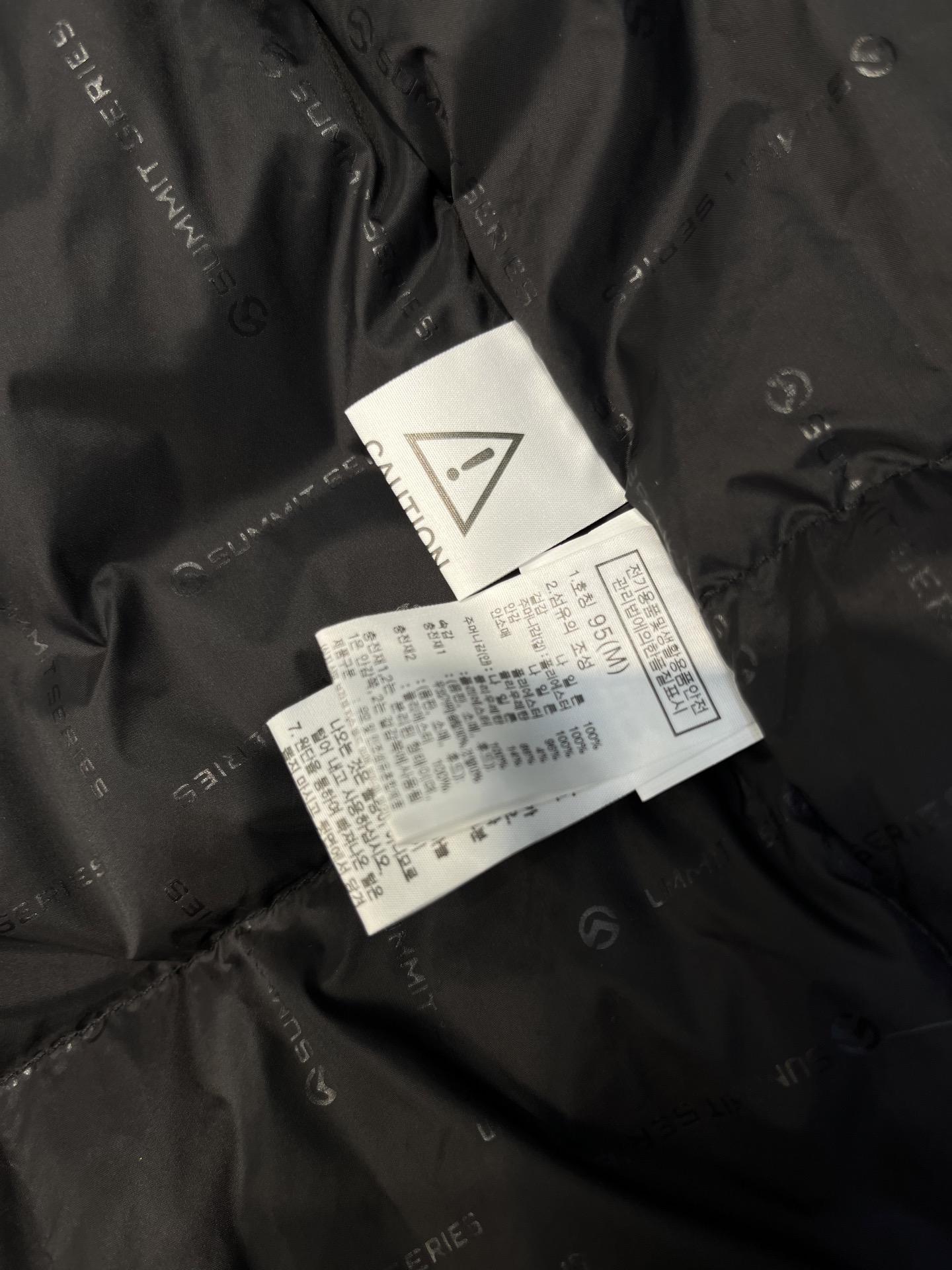 The North Face RETROHIMALAYAN 日版 防水14D尼龙 连帽羽绒服 登山系