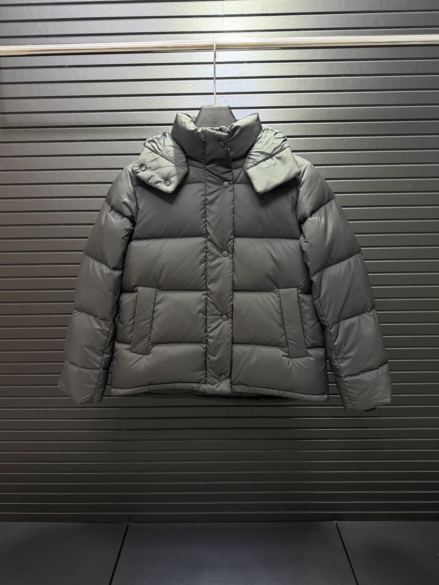 Lululemon LW4BTOS + SoftMatteTM 90% 600 Logo 2 4 6 8 10 Piumino Piumino Giacca Cappello Abbigliamento Abbigliamento