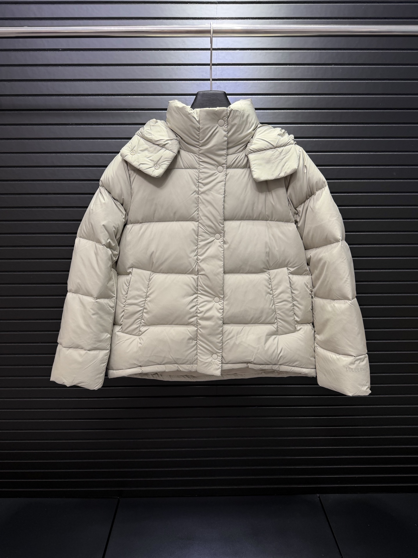 Lululemon LW4BTOS + SoftMatteTM 90% 600 Logo 2 4 6 8 10 Piumino Piumino Giacca Cappello Abbigliamento Abbigliamento