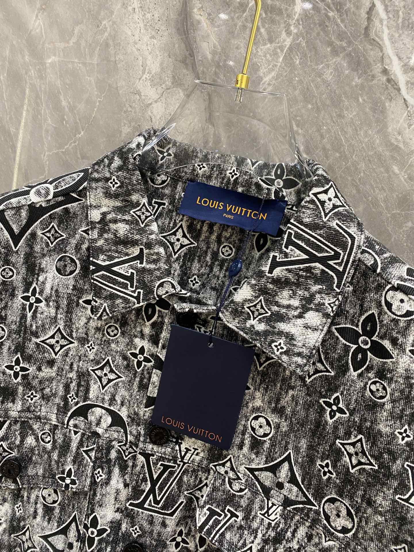 路易威登 Louis Vuitton 高级成衣风衣外套及大衣服饰 #864A9F57 6