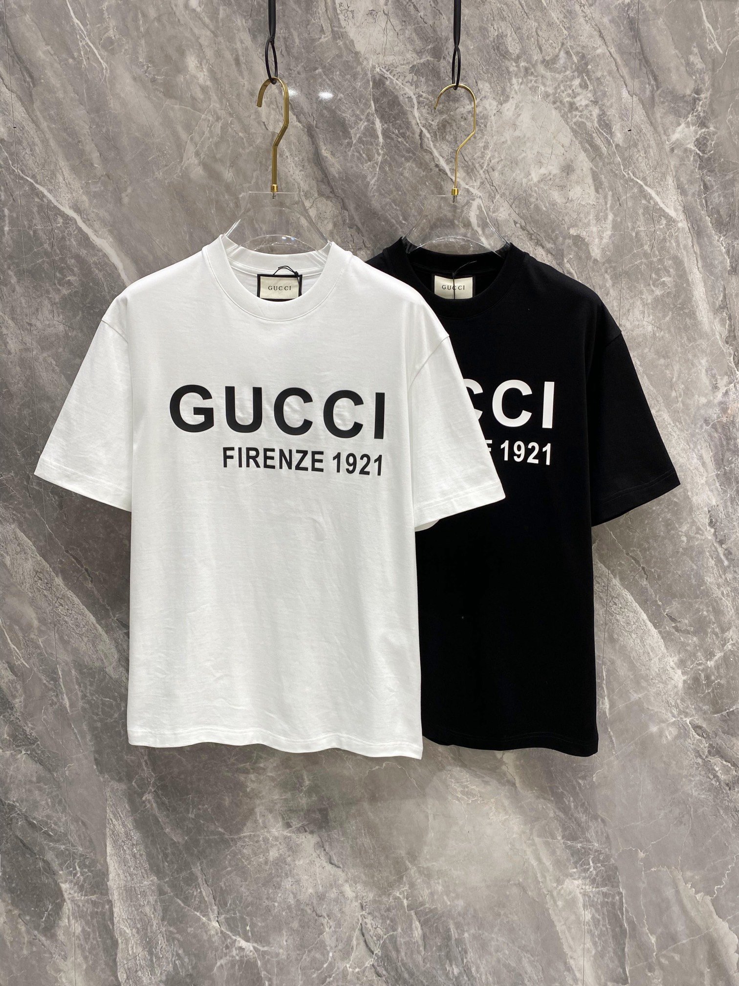 Gucci2024ss专柜同款圆领短袖T恤定制面料面料采用原厂弹力绒面亲肤面料高弹力好伸缩胸前与后背采用