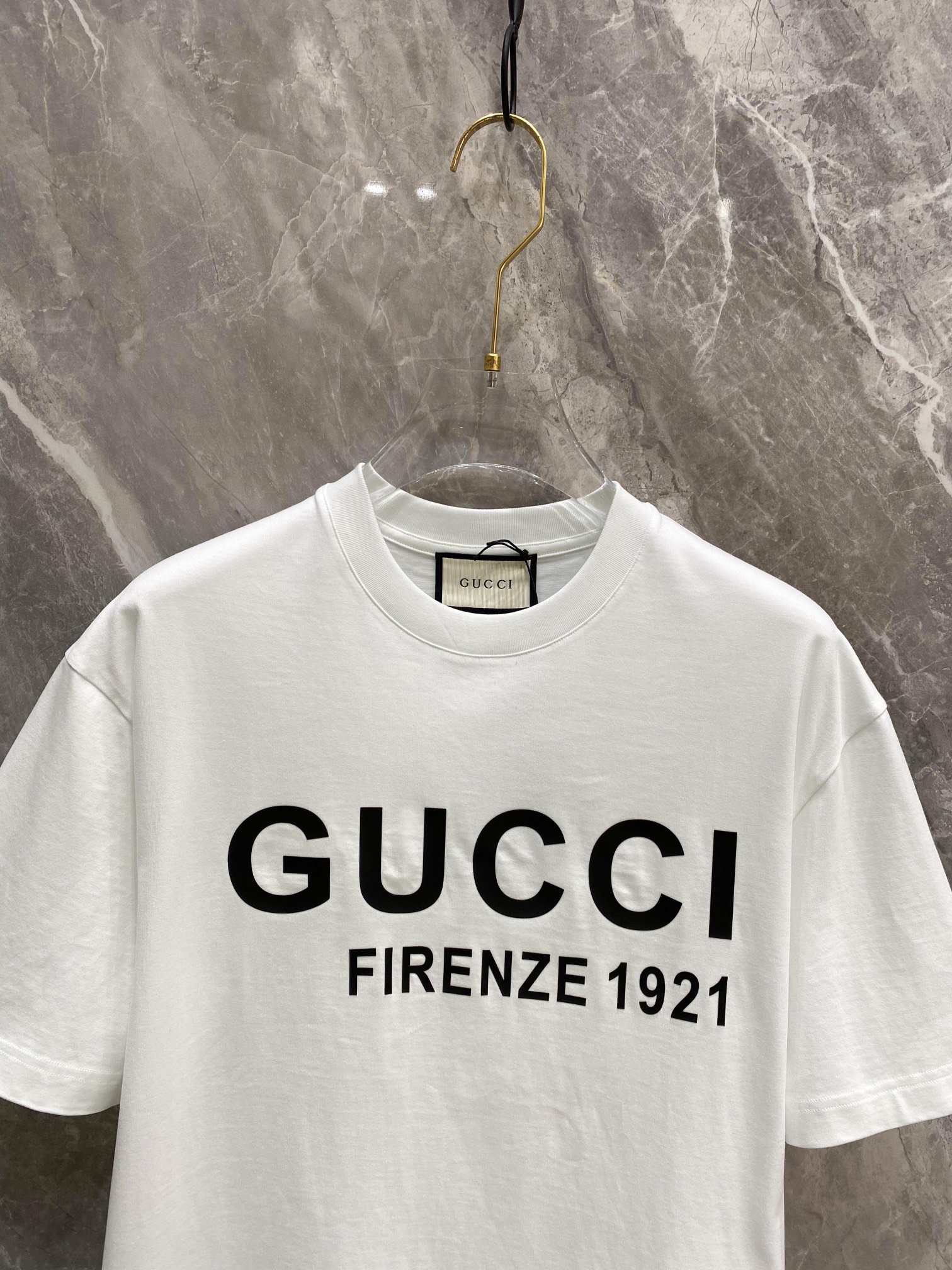 Gucci2024ss专柜同款圆领短袖T恤定制面料面料采用原厂弹力绒面亲肤面料高弹力好伸缩胸前与后背采用