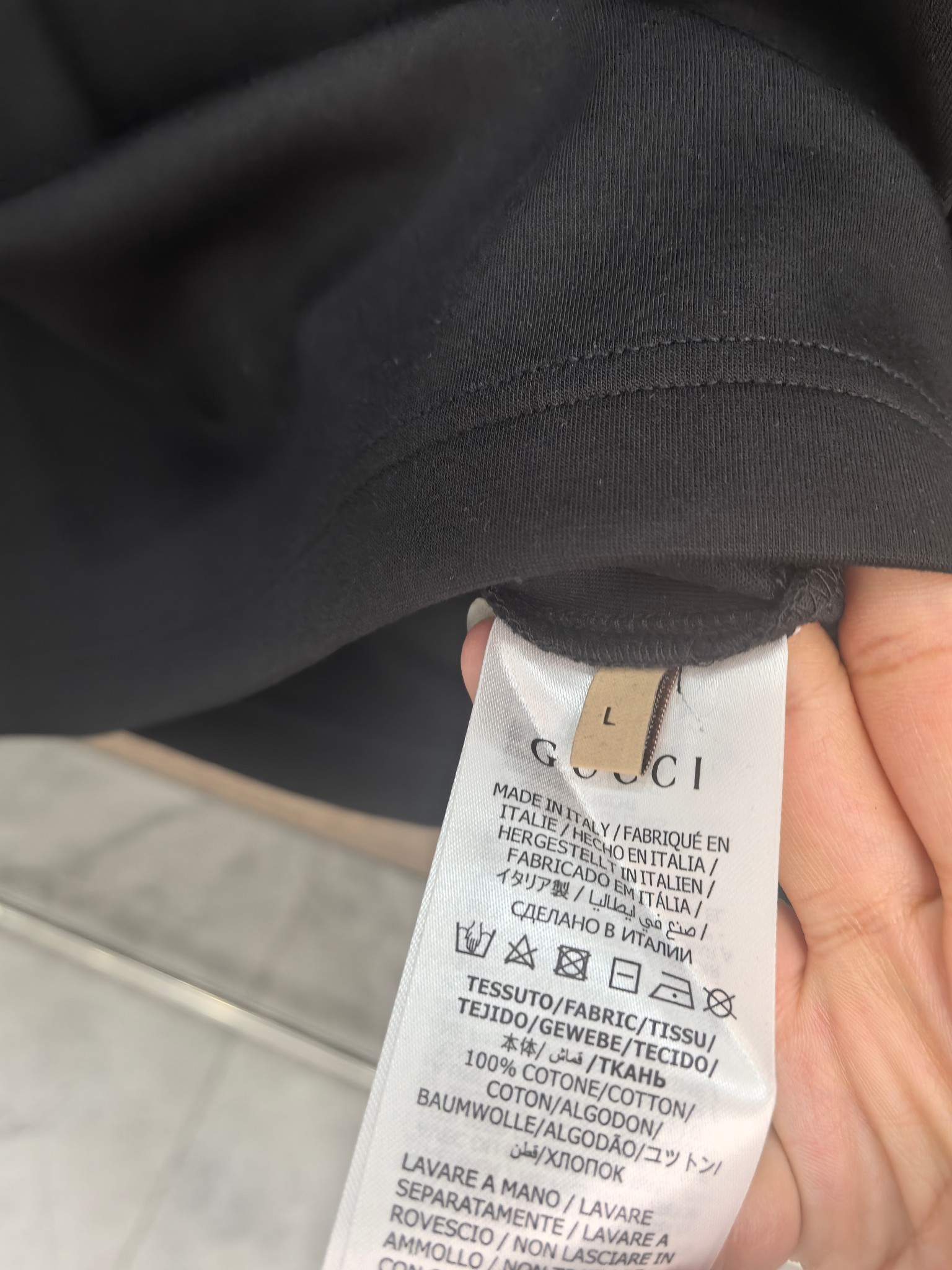 Gucci 2025秋冬专柜新款 时尚休闲打底衫长袖T恤，精选进口高密度双面拉架棉面料，精致原版logo