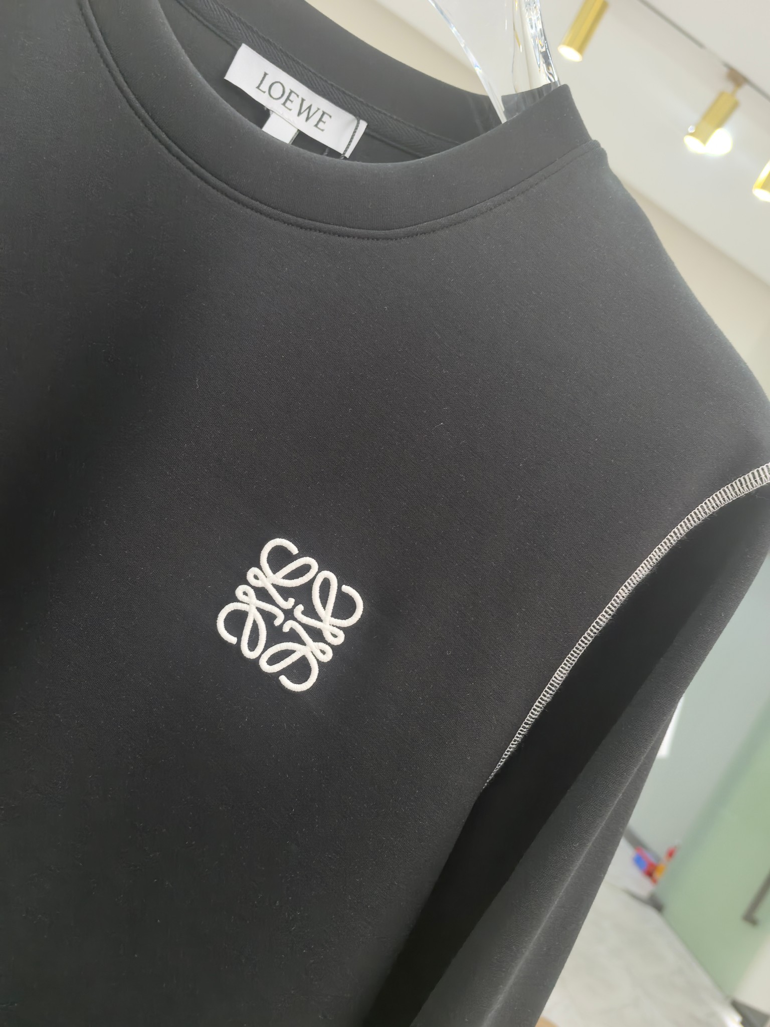 罗意威 2025秋冬专柜新款 时尚休闲打底衫长袖T恤，精选进口高密度双面拉架棉面料，精致原版logo打造