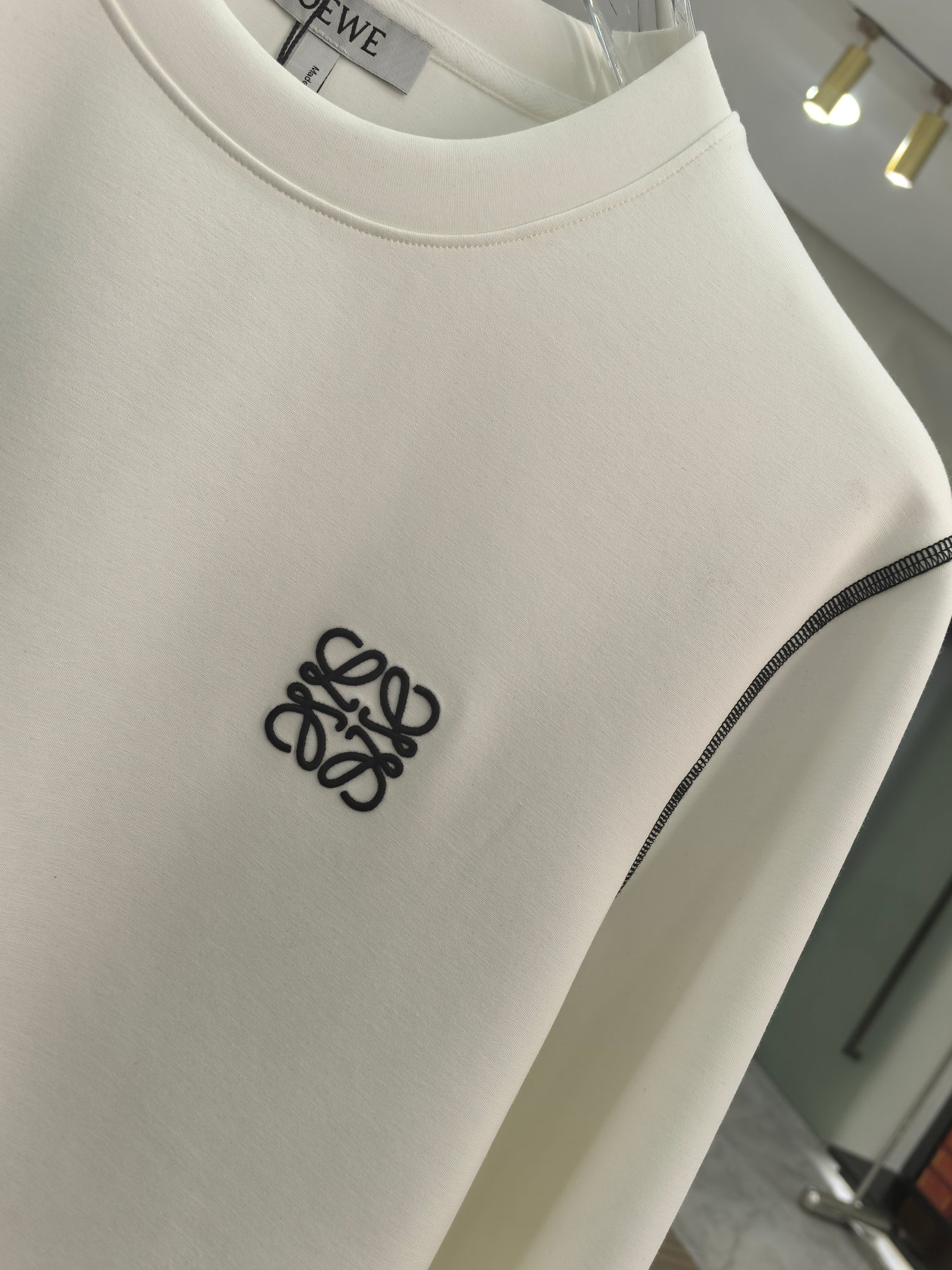 罗意威 2025秋冬专柜新款 时尚休闲打底衫长袖T恤，精选进口高密度双面拉架棉面料，精致原版logo打造