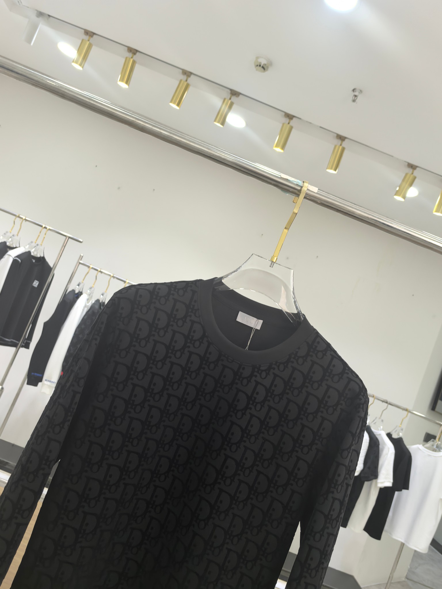 Dior 2025秋冬专柜新款 时尚休闲打底衫长袖T恤，精选进口高密度双面拉架棉面料，精致原版logo打