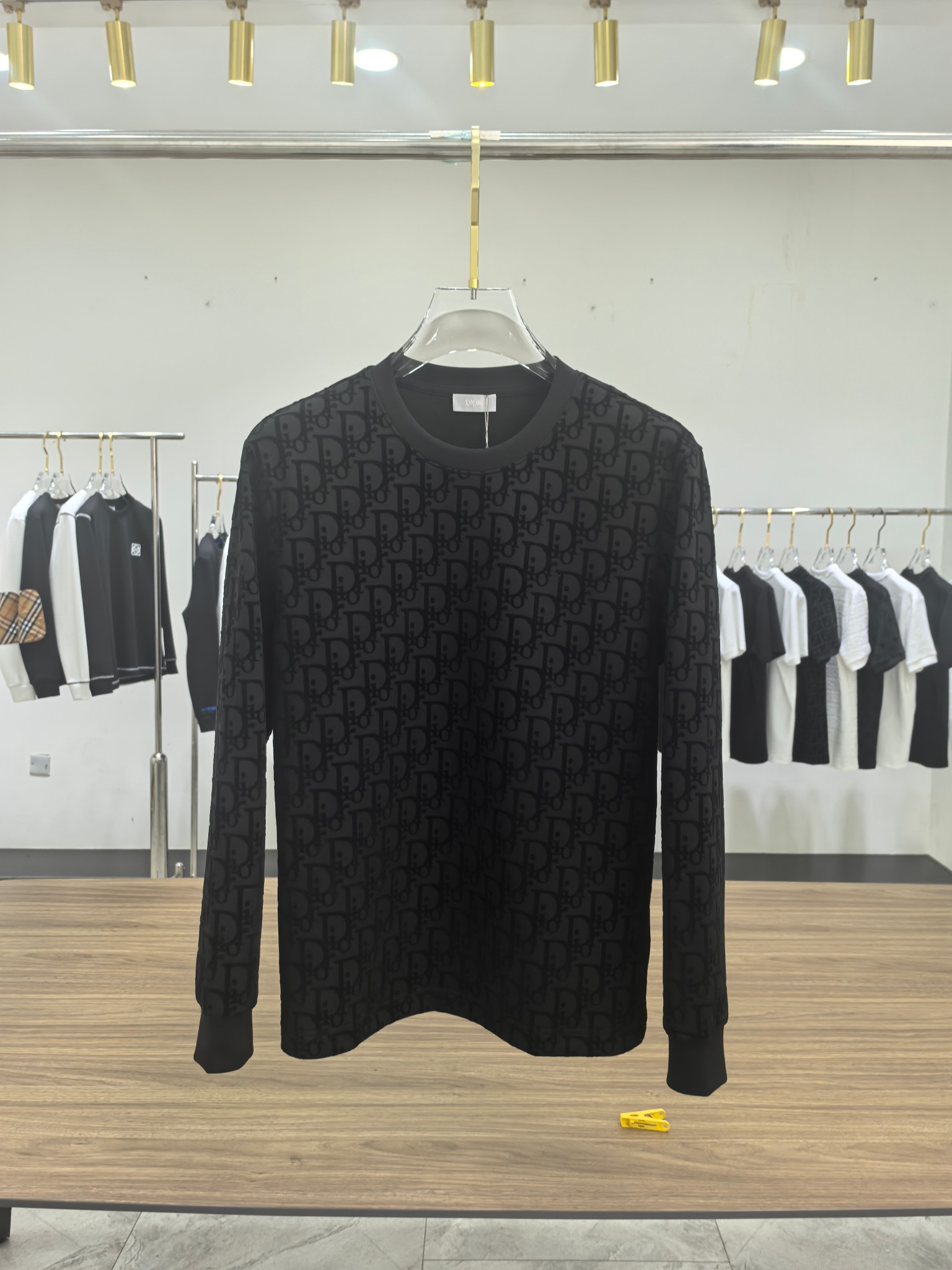 Dior 2025秋冬专柜新款 时尚休闲打底衫长袖T恤，精选进口高密度双面拉架棉面料，精致原版logo打