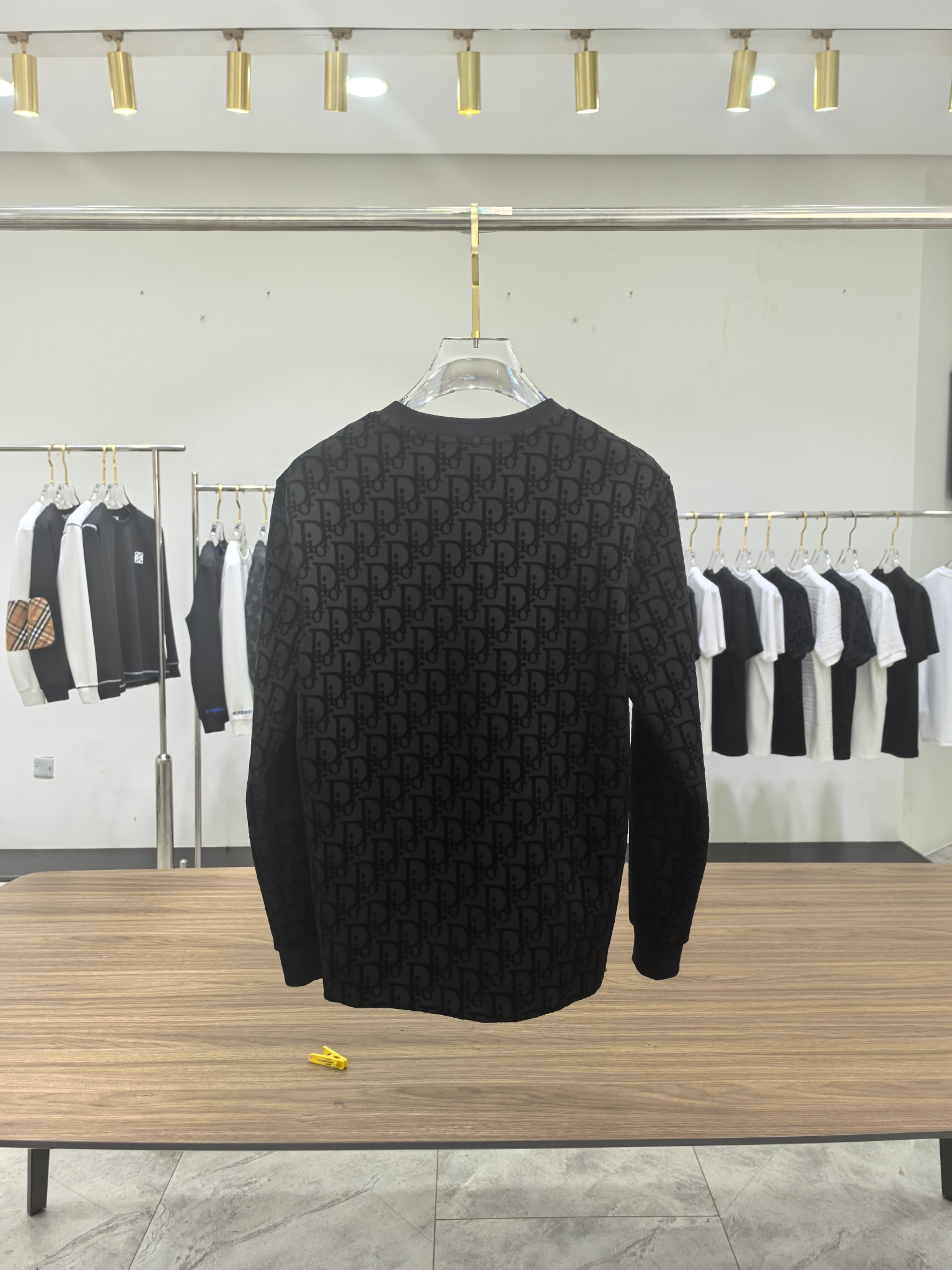 Dior 2025秋冬专柜新款 时尚休闲打底衫长袖T恤，精选进口高密度双面拉架棉面料，精致原版logo打