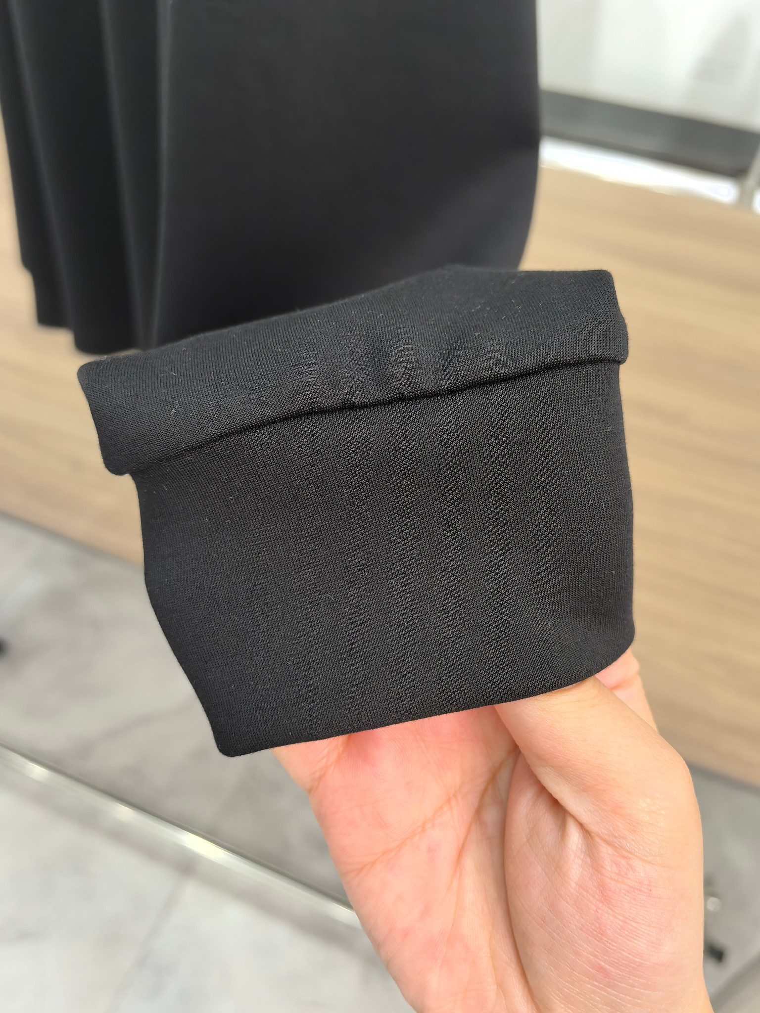 罗意威 2025秋冬专柜新款 时尚休闲打底衫长袖T恤，精选进口高密度双面拉架棉面料，精致原版logo打造