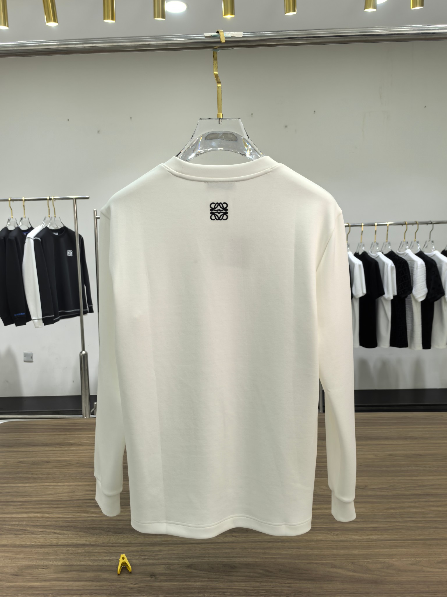 罗意威 2025秋冬专柜新款 时尚休闲打底衫长袖T恤，精选进口高密度双面拉架棉面料，精致原版logo打造