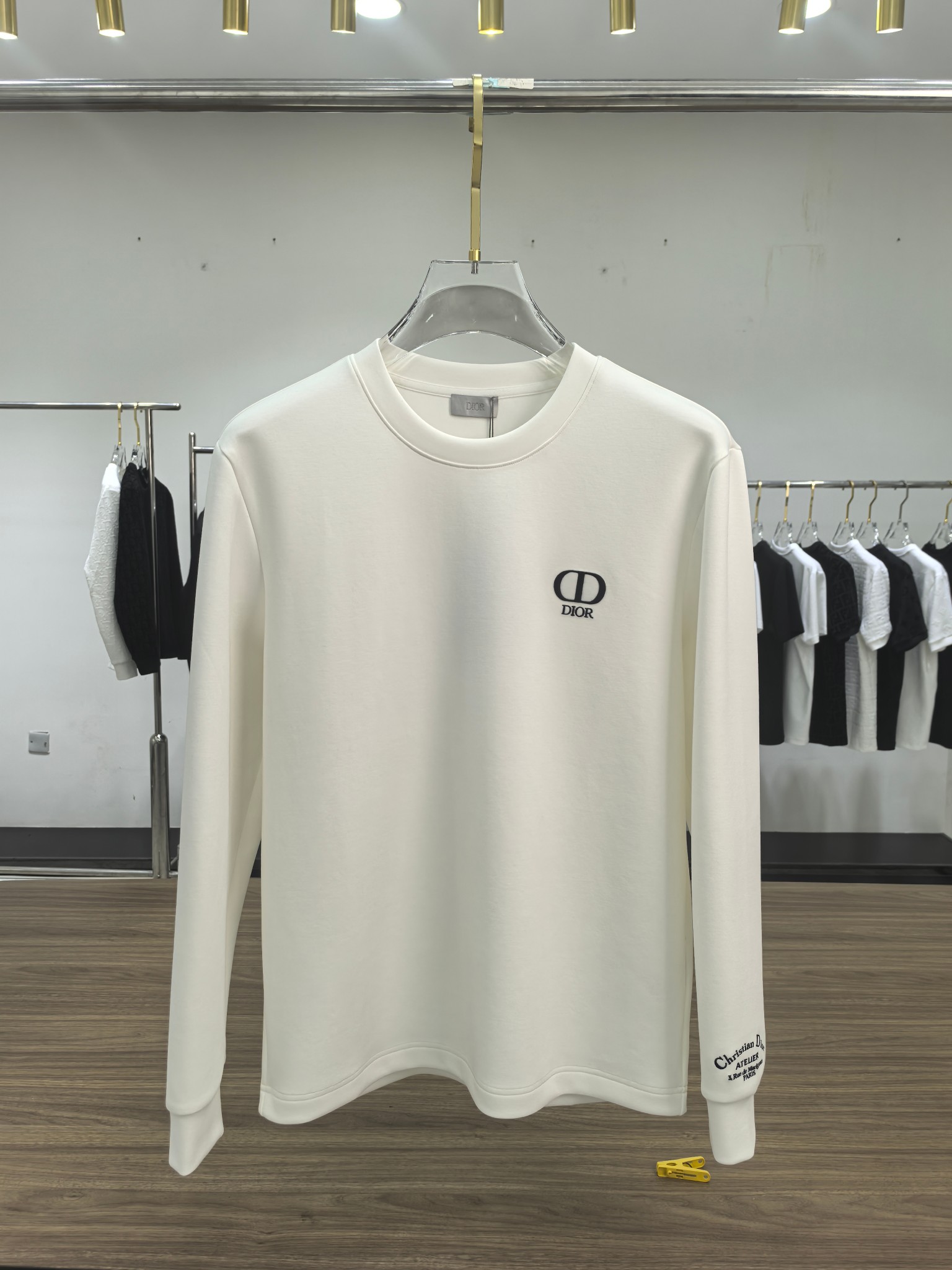 Dior 2025秋冬专柜新款 时尚休闲打底衫长袖T恤，精选进口高密度双面拉架棉面料，精致原版logo打