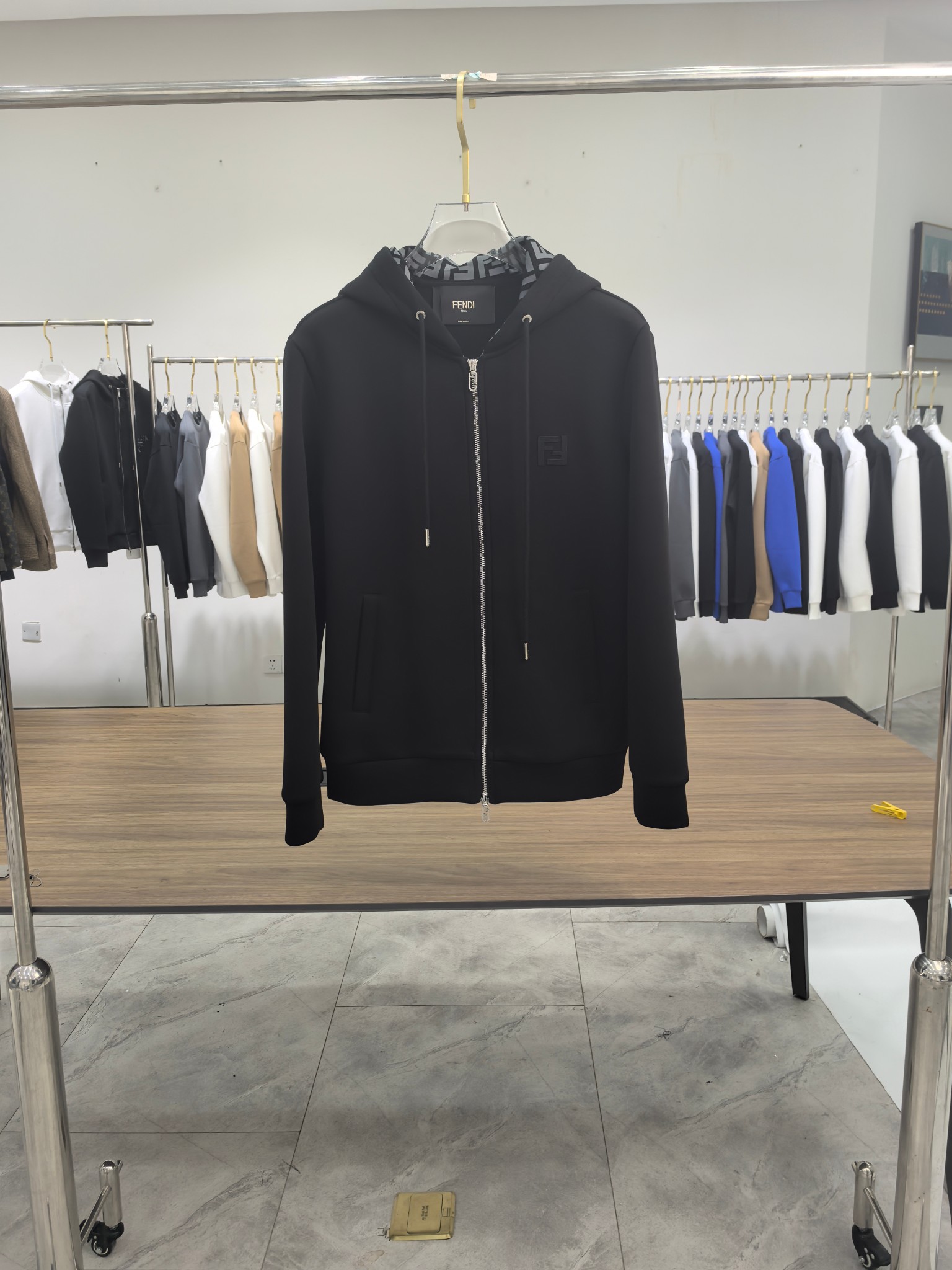 蒙口 2025秋冬最新爆款夹克外套 面料精选高支高密双股空气层长绒棉 手感超级舒服 logo精选全进口环