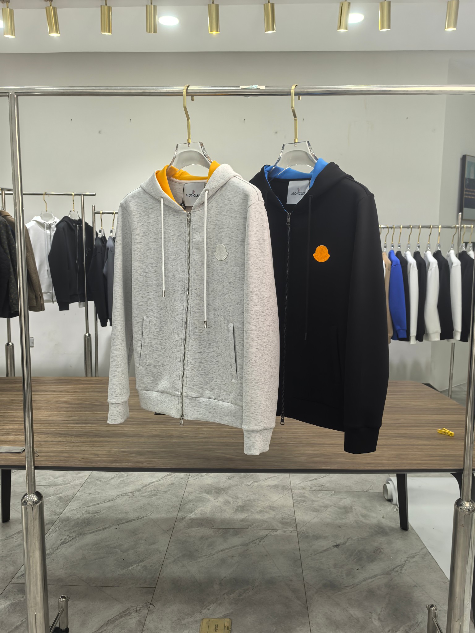 蒙口 2025秋冬最新爆款夹克外套 面料精选高支高密双股空气层长绒棉 手感超级舒服 logo精选全进口环