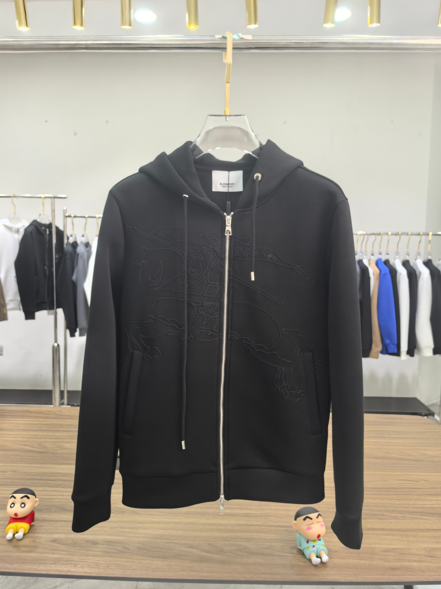 巴宝莉 2025秋冬最新爆款夹克外套 面料精选高支高密双股空气层长绒棉 手感超级舒服 logo精选全进口