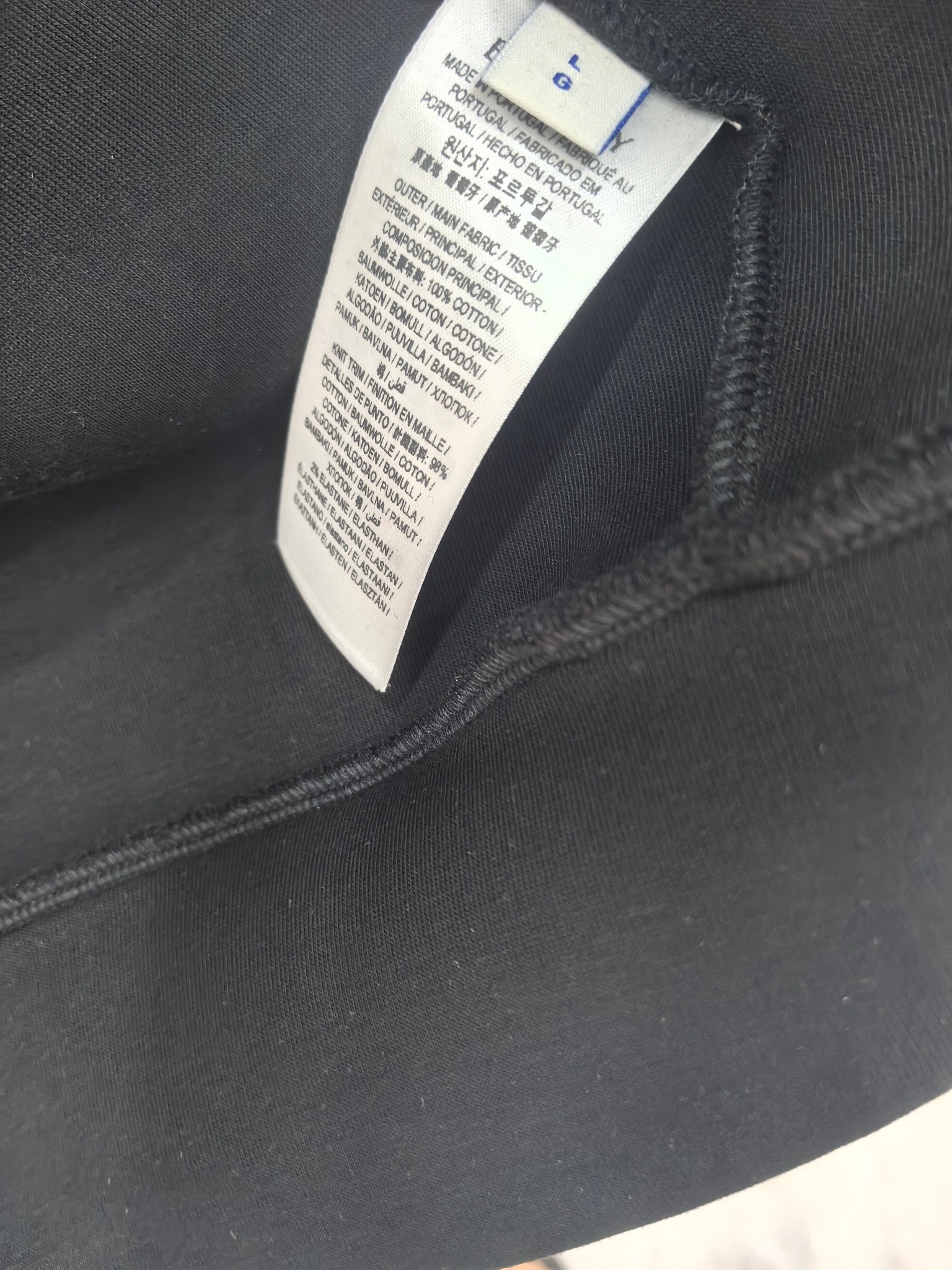 巴宝莉 2025秋冬最新爆款夹克外套 面料精选高支高密双股空气层长绒棉 手感超级舒服 logo精选全进口